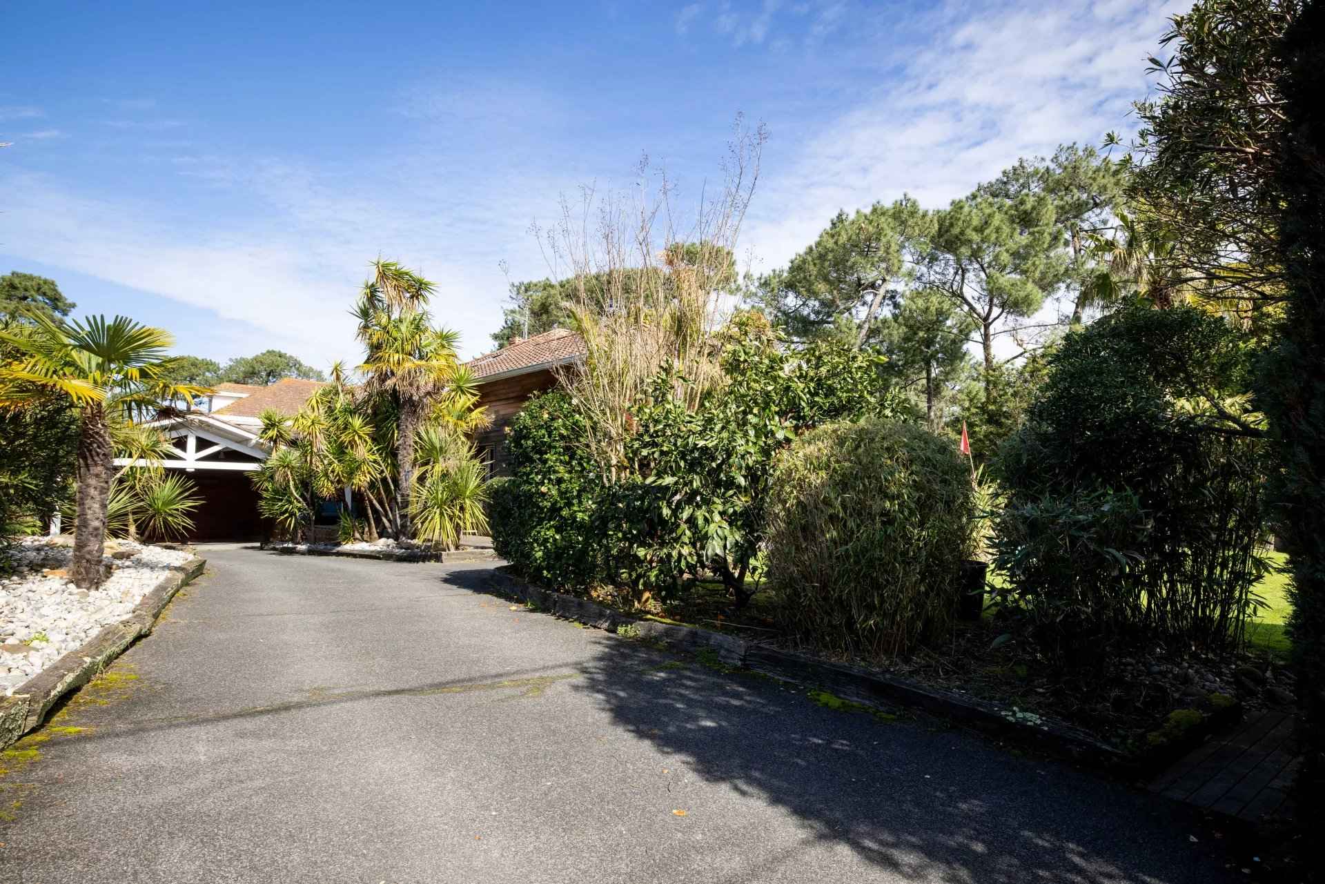 959e6375495e0636adf80775f9ab1f82 93660ae44c 1920 original - Attribut alt par défaut.