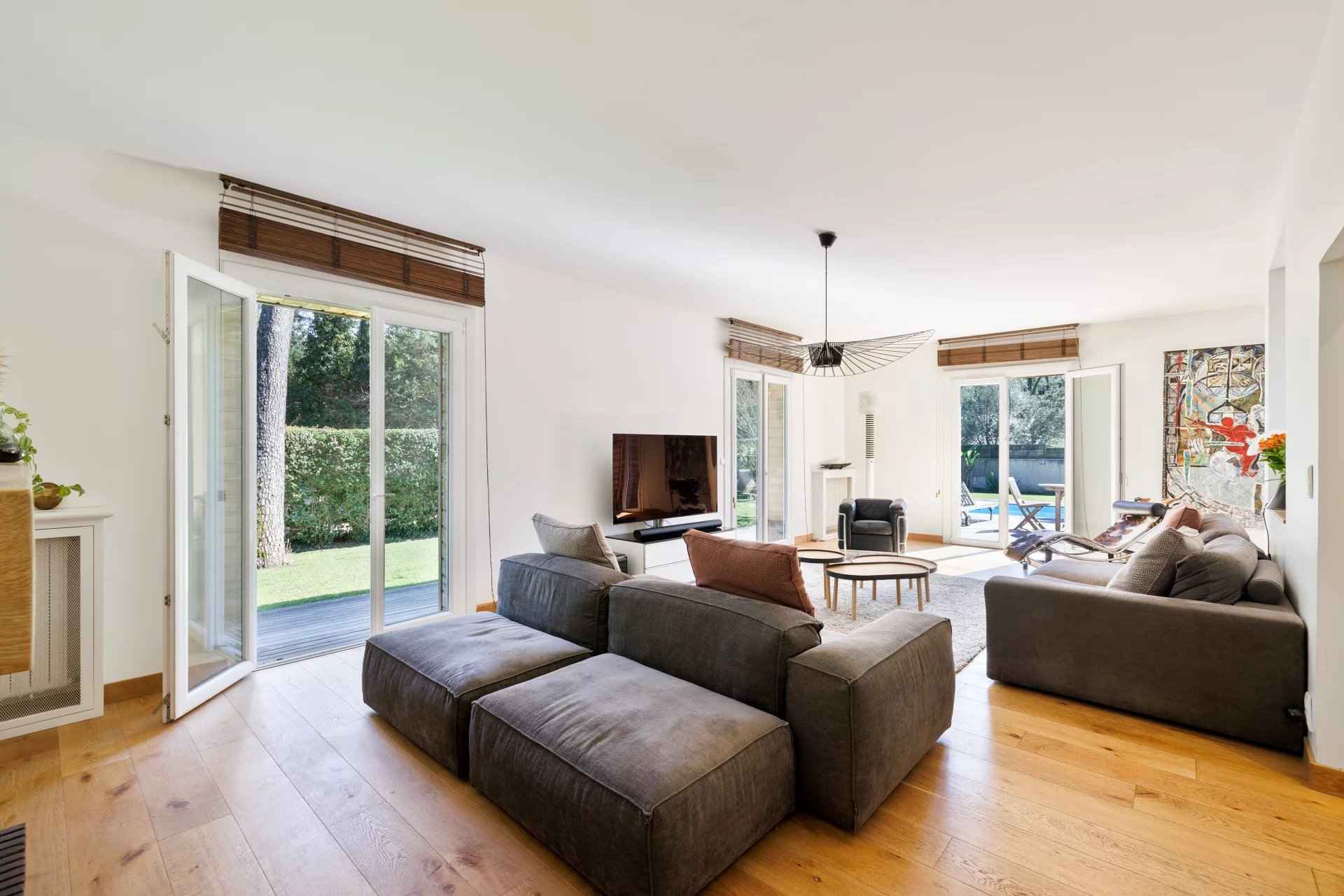 Fdc27a9c1e3d69bba7ad5e8409ff11dd 21d56ad80f 1920 original - Attribut alt par défaut.