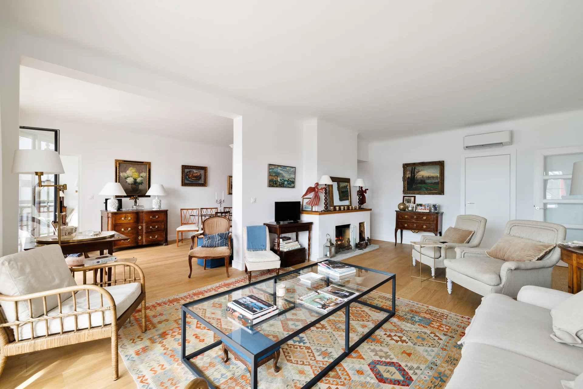 54b25070a791327ad5d076842f6d0139 1022024e3b 1920 original - Attribut alt par défaut.