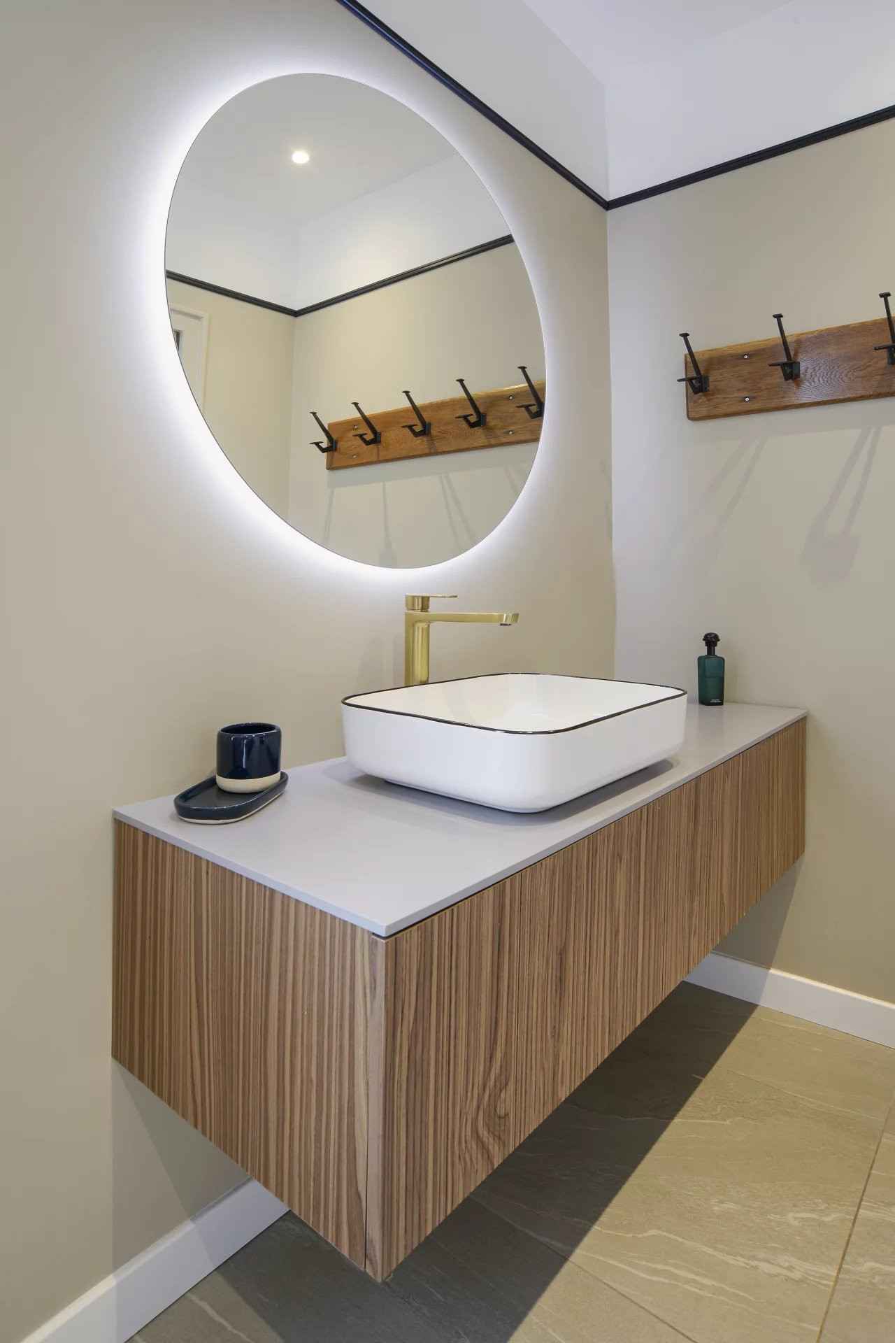 17734942767a12cbc5cd70a83f47a10e7b9e7f6afd - Translation missing: en.helpers.application.image_tag.default_alt