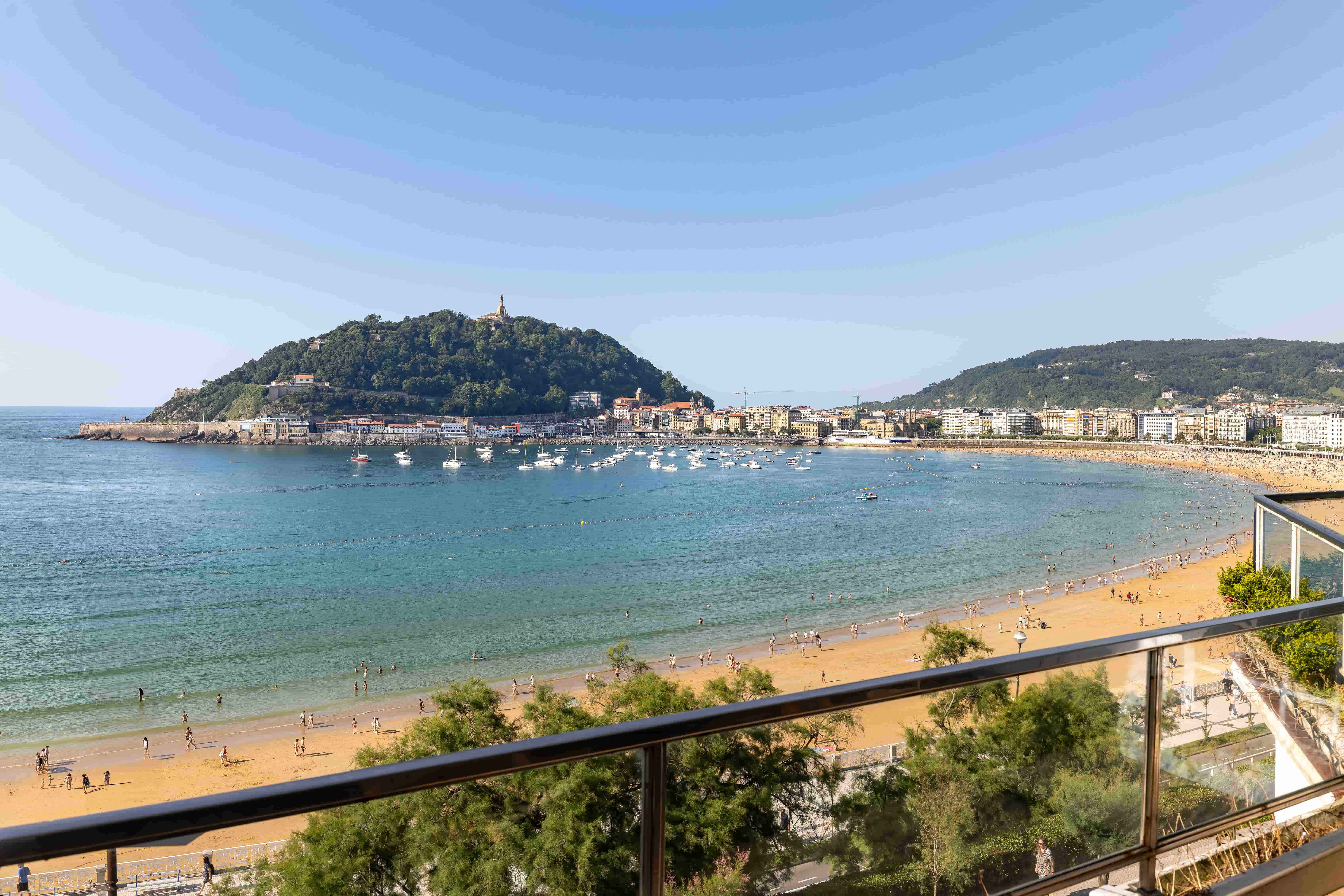 2k9a7481 - Translation missing: en.helpers.application.image_tag.default_alt