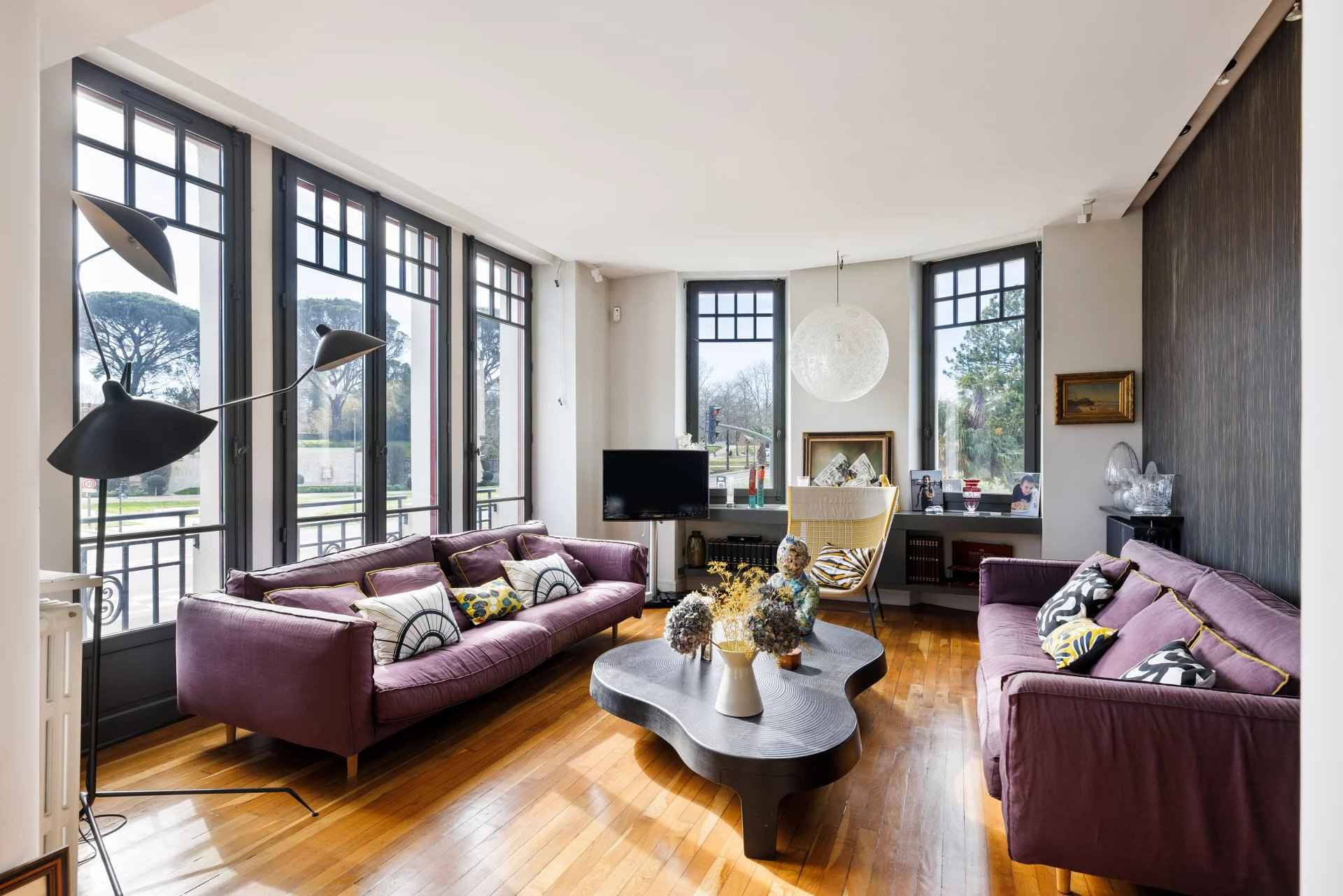 43f2e70a2874fd3a1cfc3c76b2a1048f 892d95f108 1920 original - Attribut alt par défaut.