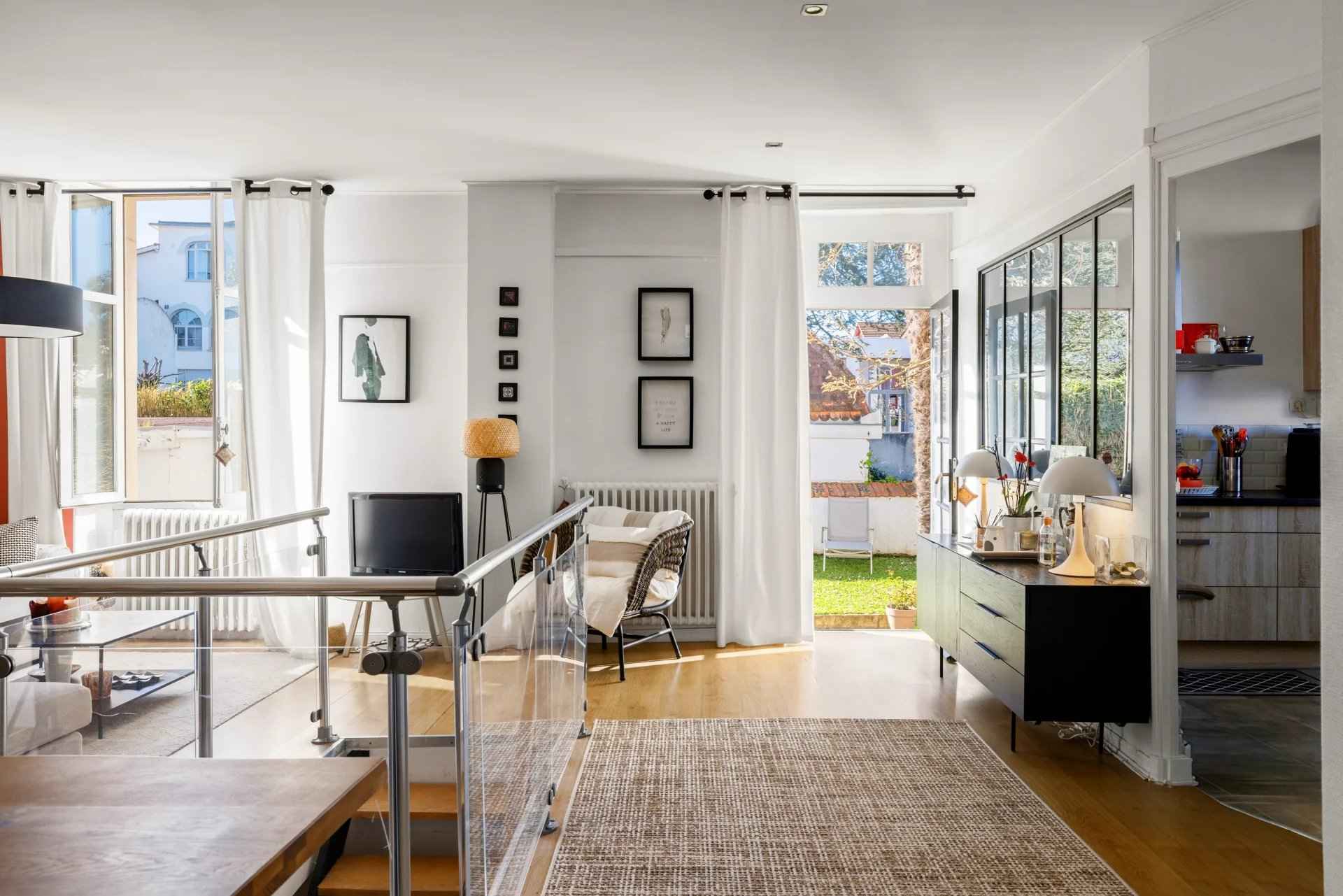 C6ff51fd5d22d07ec5cacf8100470114 0844f7f3a1 1920 original - Attribut alt par défaut.