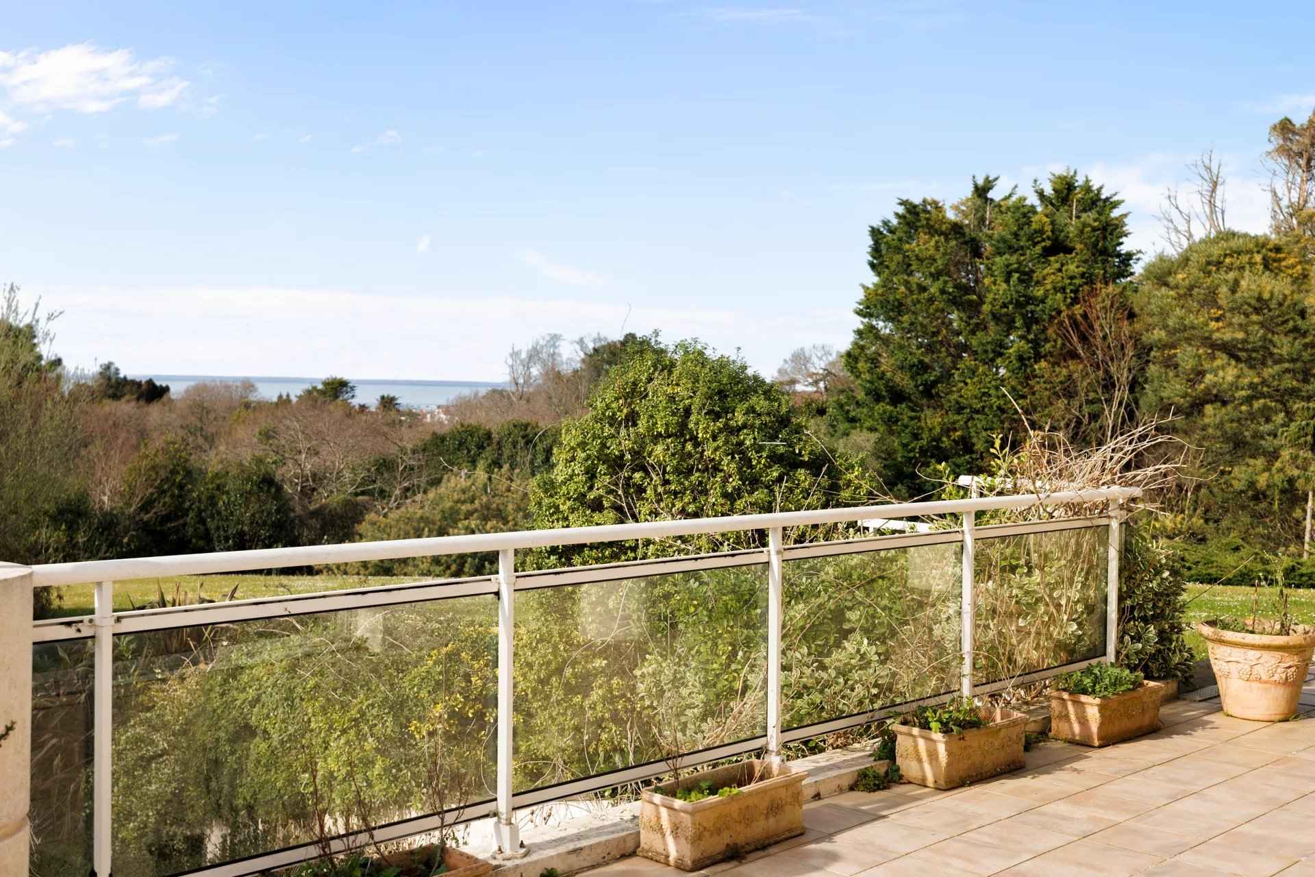 0d55486ab9f26b51637872d88c9aa0a8 fa5c873696 1920 original - Attribut alt par défaut.