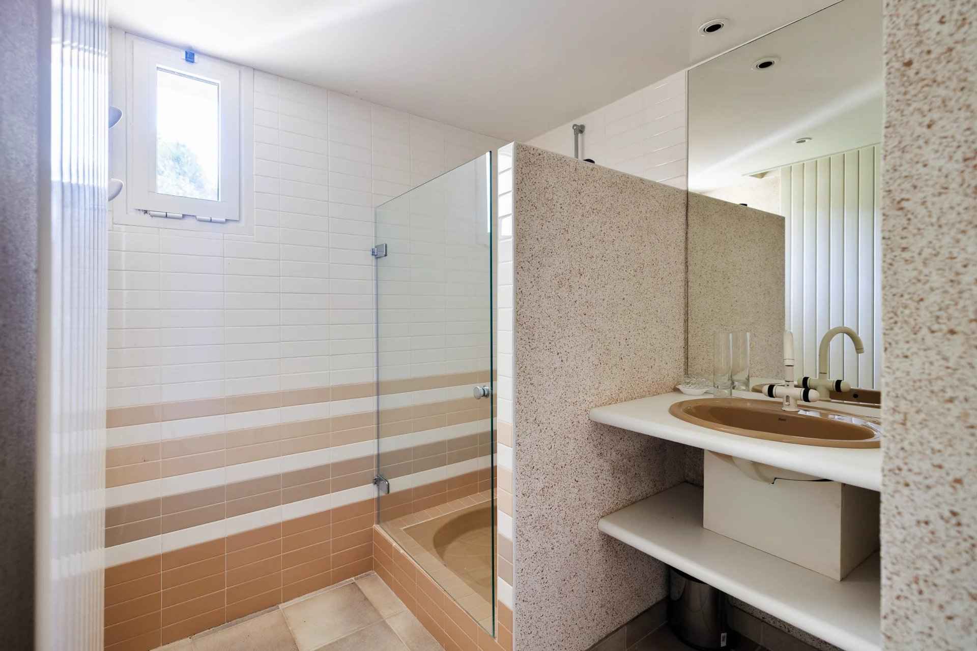 163c6daa41fb1e1aae7284e5ab0df484 d43ba56410 1920 original - Attribut alt par défaut.