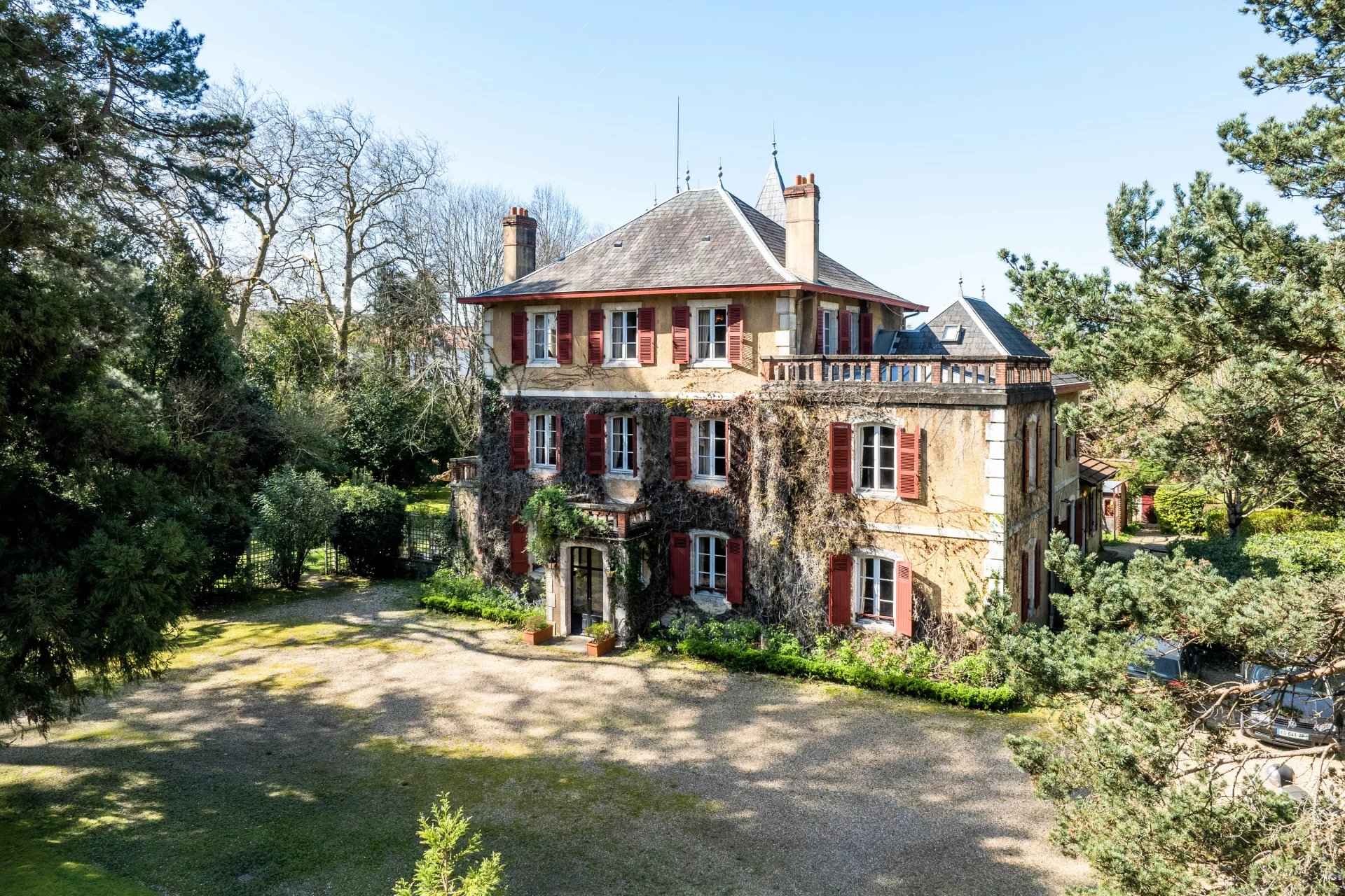 Eaf53a73ffaadd41f76bb7c37d6ea176 351b668080 1920 original - Attribut alt par défaut.