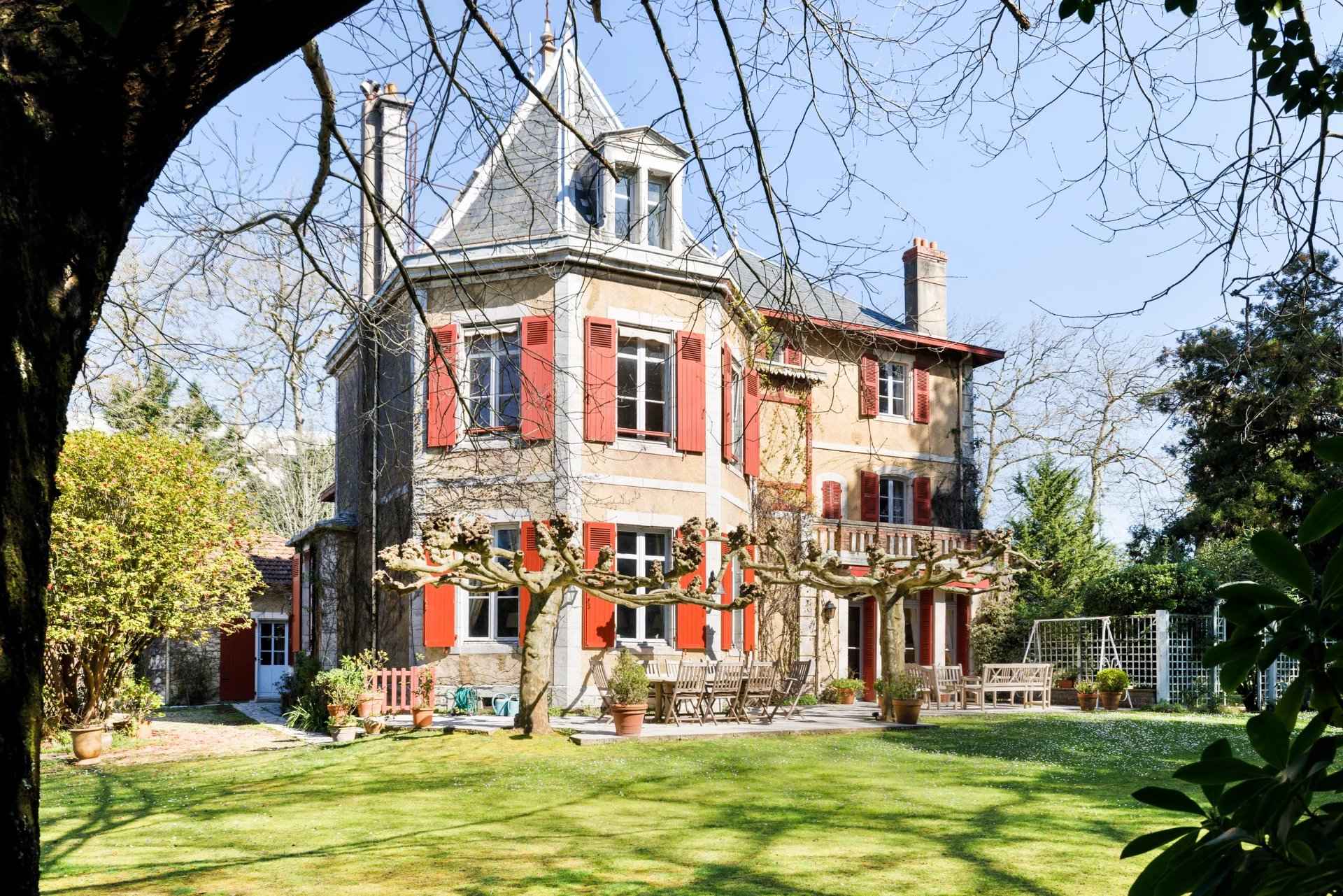 Ed40f03cdf6211dc3cf21faafaaf3bda 361169860d 1920 original - Attribut alt par défaut.