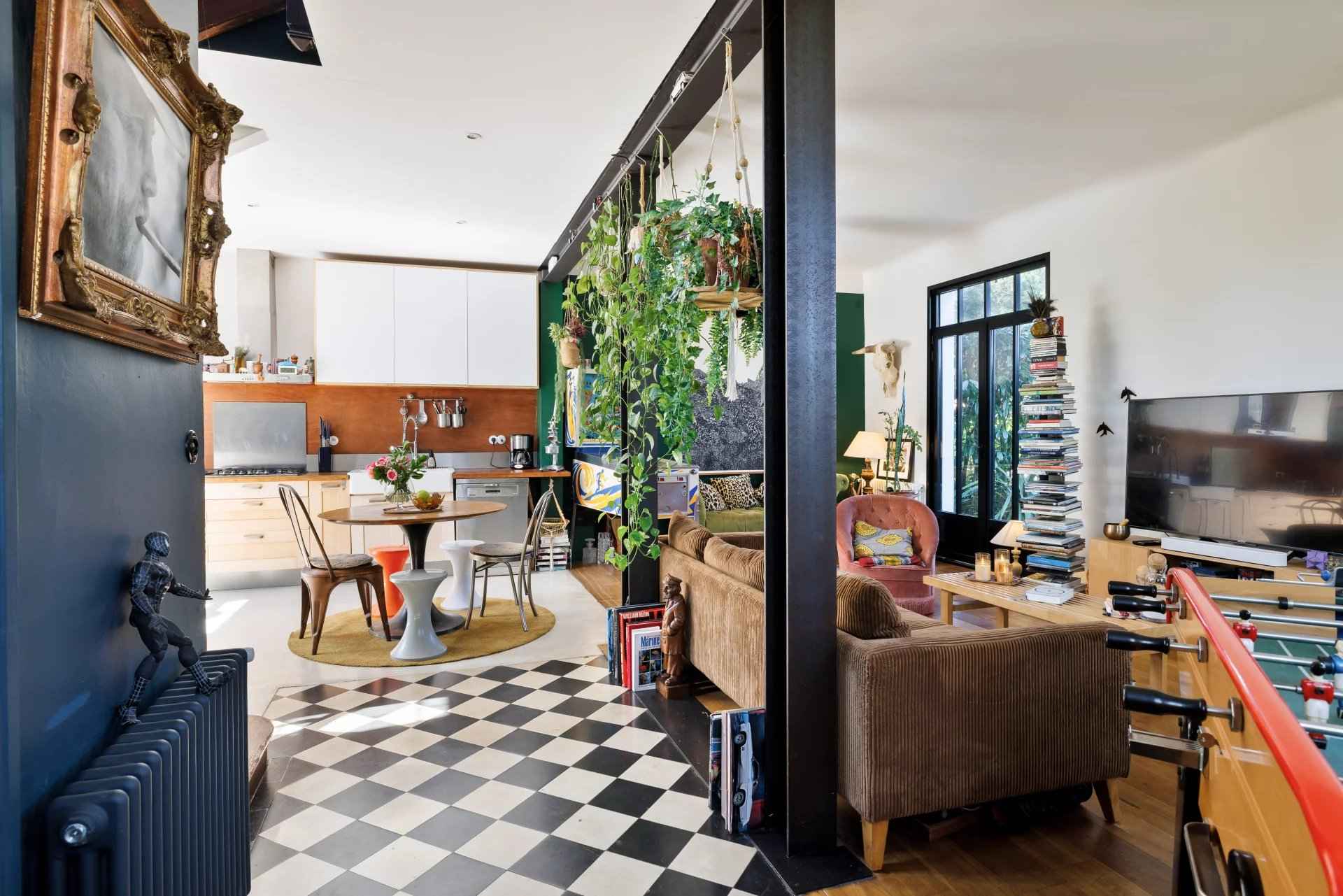 F94cd1e12a653004d643d1163fd116f1 decadbdada 1920 original - Attribut alt par défaut.