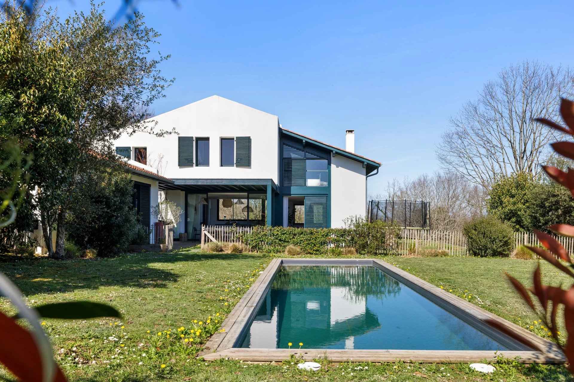 5f8c3bff5e23a042ffdec4889dfee617 98f33366e9 1920 original - Attribut alt par défaut.