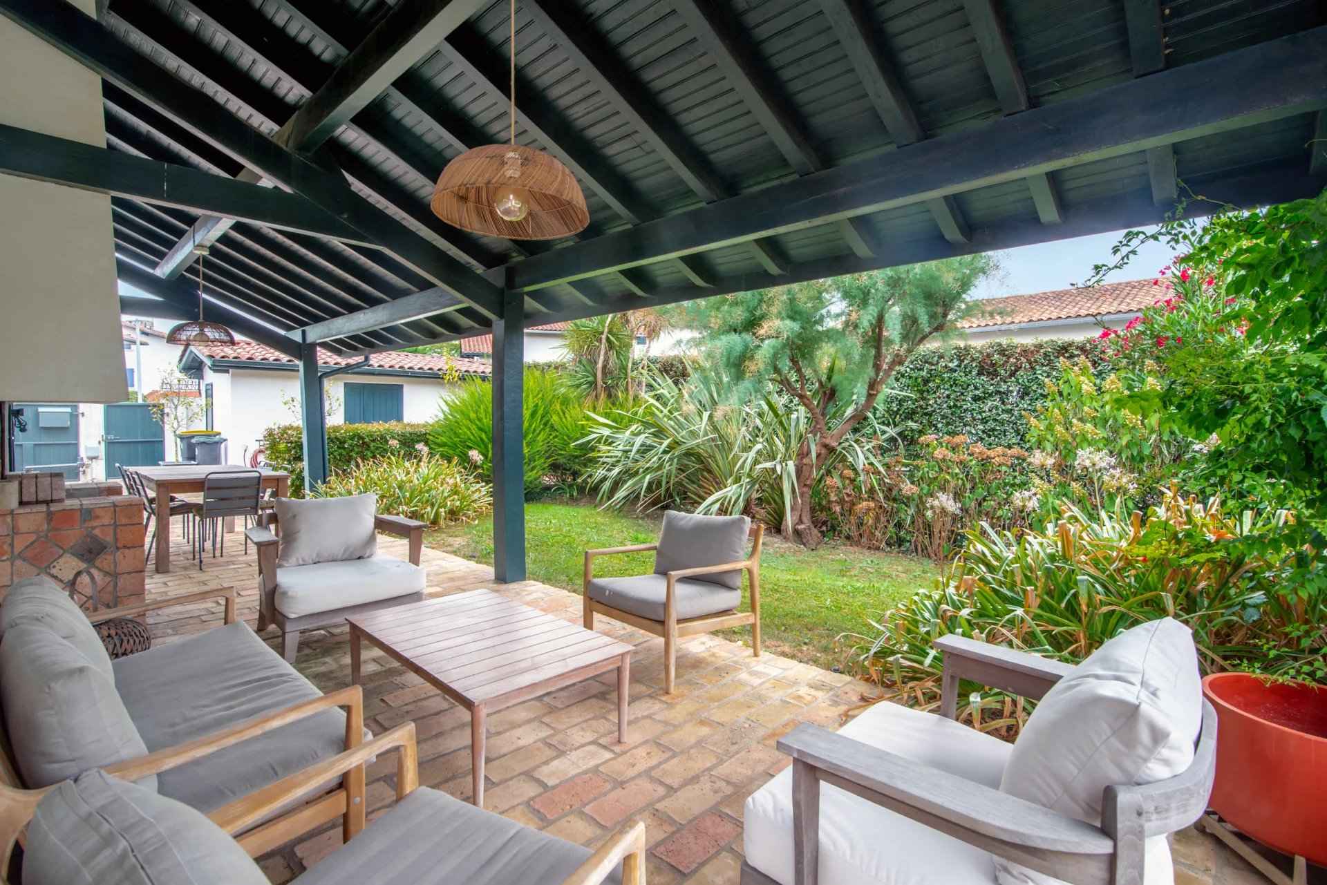 851285726da8c3a1167d71aeb7db2b95 63c365a1eb 1920 original - Attribut alt par défaut.