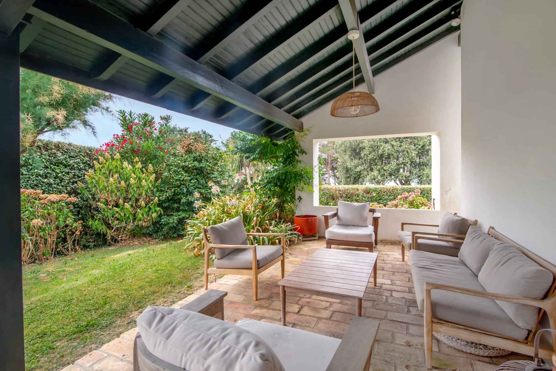 91524cf31a71086232fe34a92d411de4 98470d3a38 1920 original - Attribut alt par défaut.