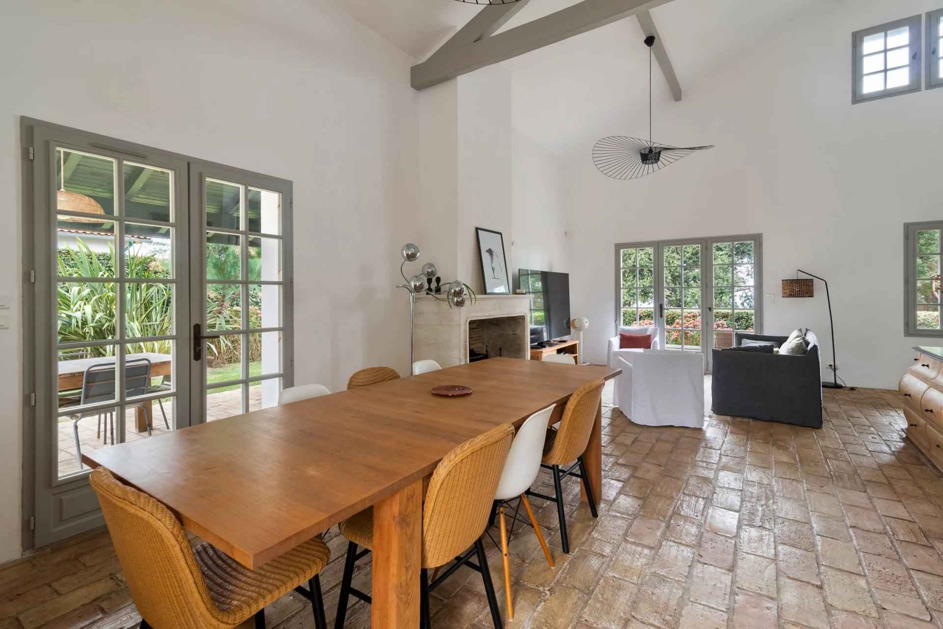 2b619bd0c00101910571dcd75cbf8963 e398c382de 1920 original - Attribut alt par défaut.