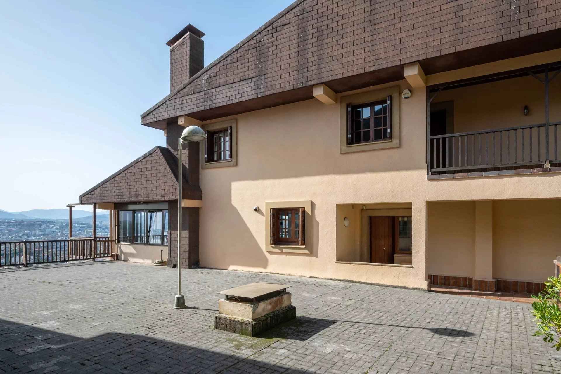 E24ed895c40be802146b9683c4f9bed0 54107342c9 1920 original - Attribut alt par défaut.