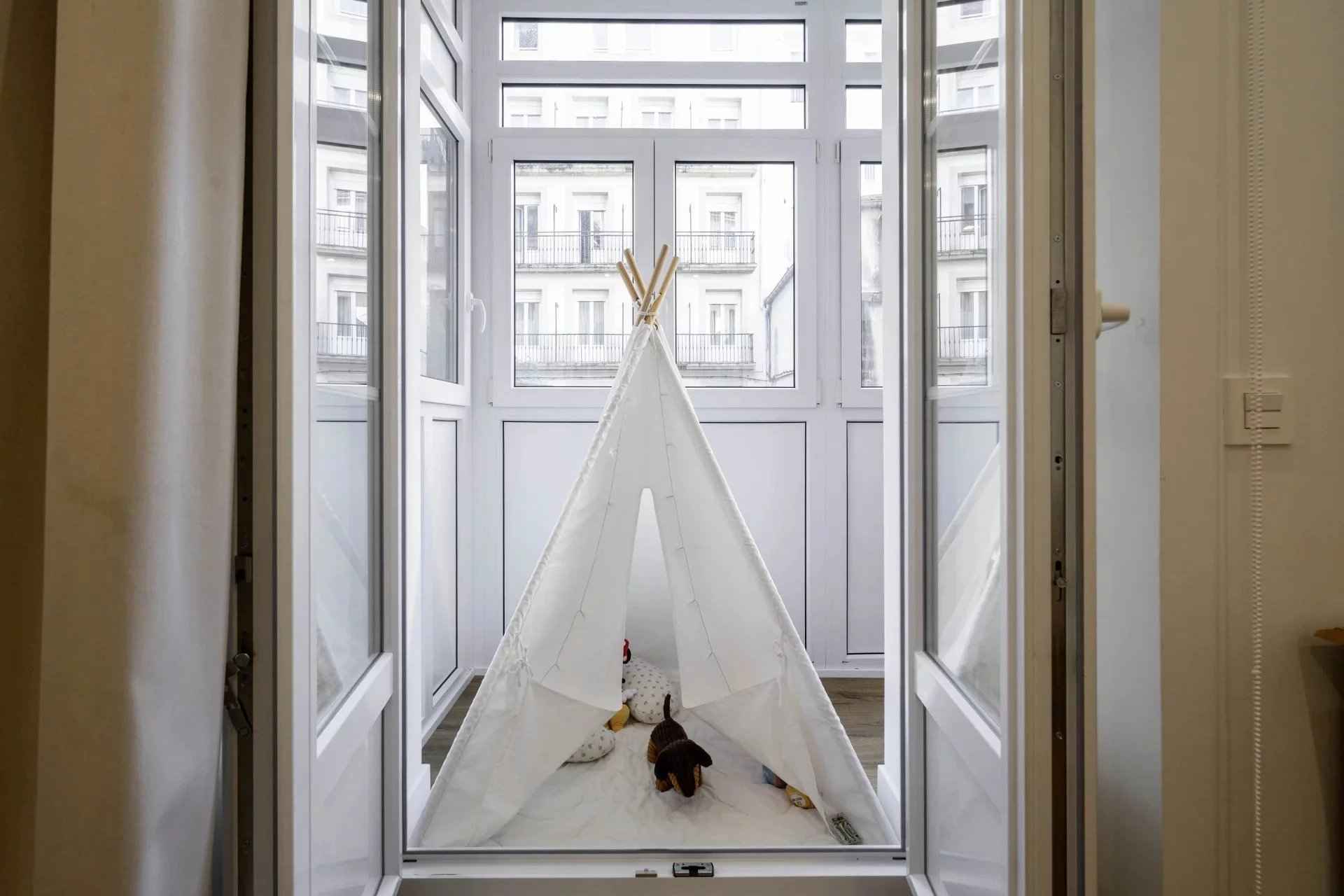 80d48d81379324875fc52dd2daa6578c 063fd6e89e 1920 original - Attribut alt par défaut.