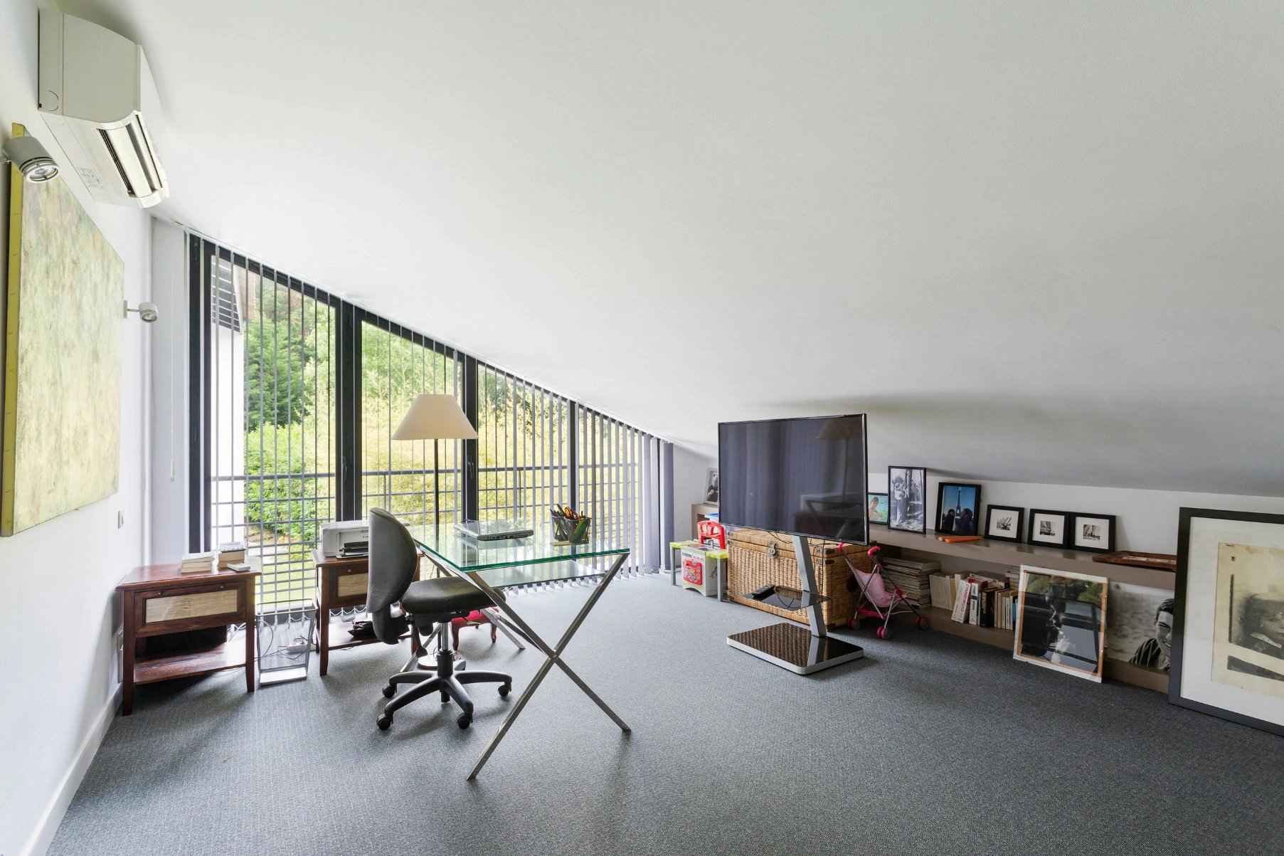 7f0bea792bb1281bef1b25eec6c077ff 83d5a4a005 1805 original - Attribut alt par défaut.