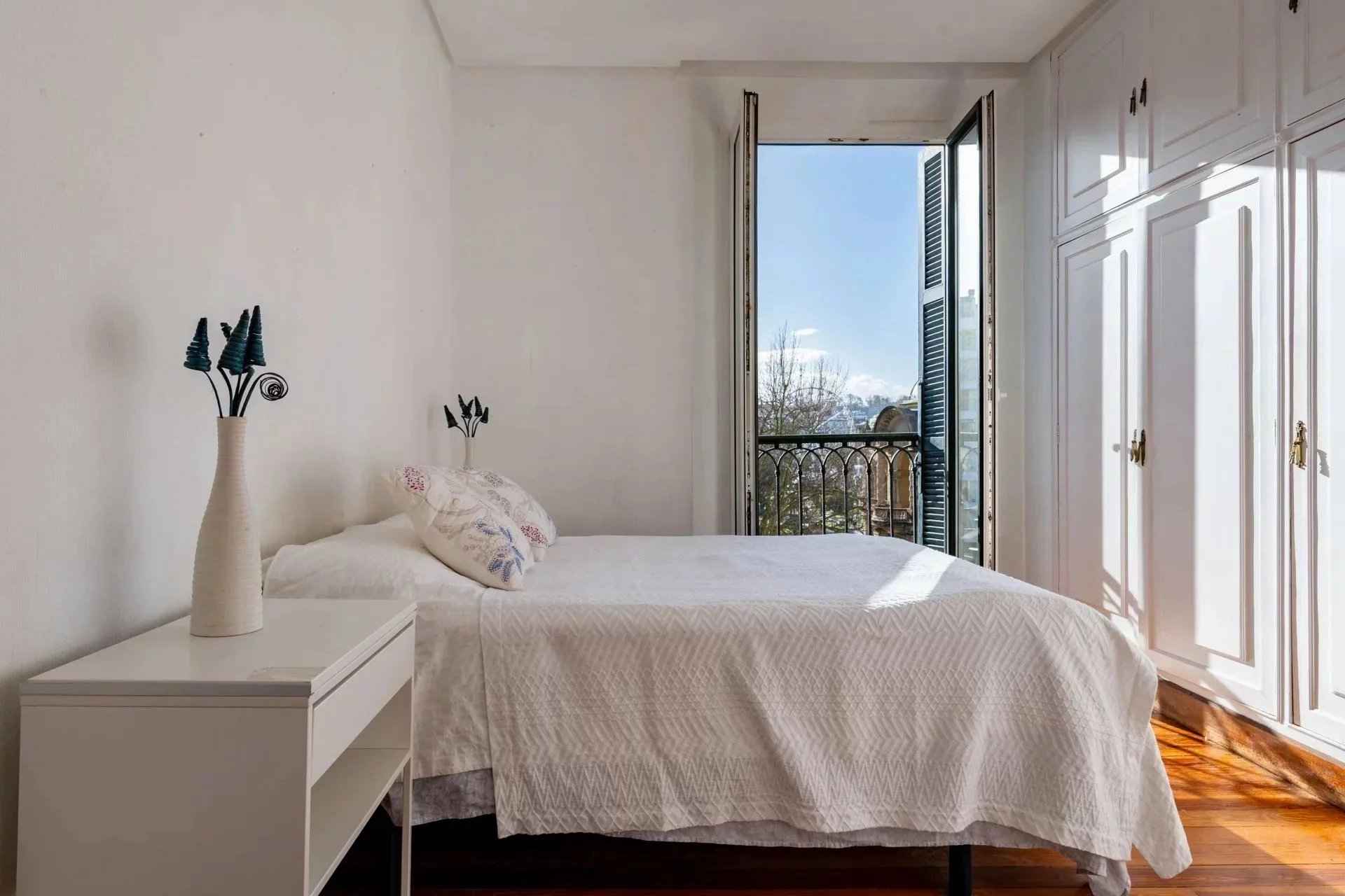 135e9a3fa7de8cc9117401712b2f19bb bae333f2e5 1920 original - Attribut alt par défaut.