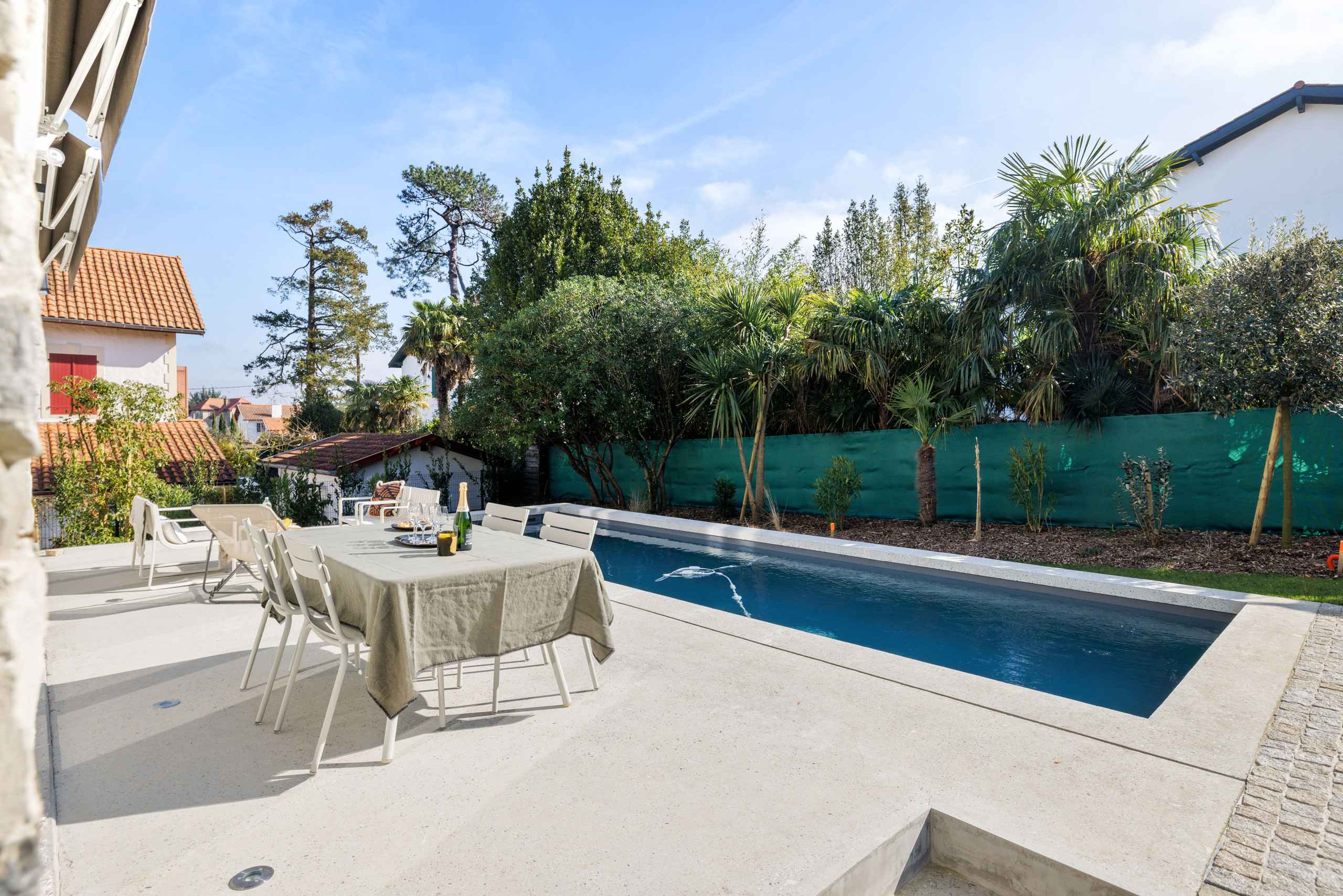 17720338761dccca97f814c5c4dae51319f7fc1b7a - Translation missing: en.helpers.application.image_tag.default_alt