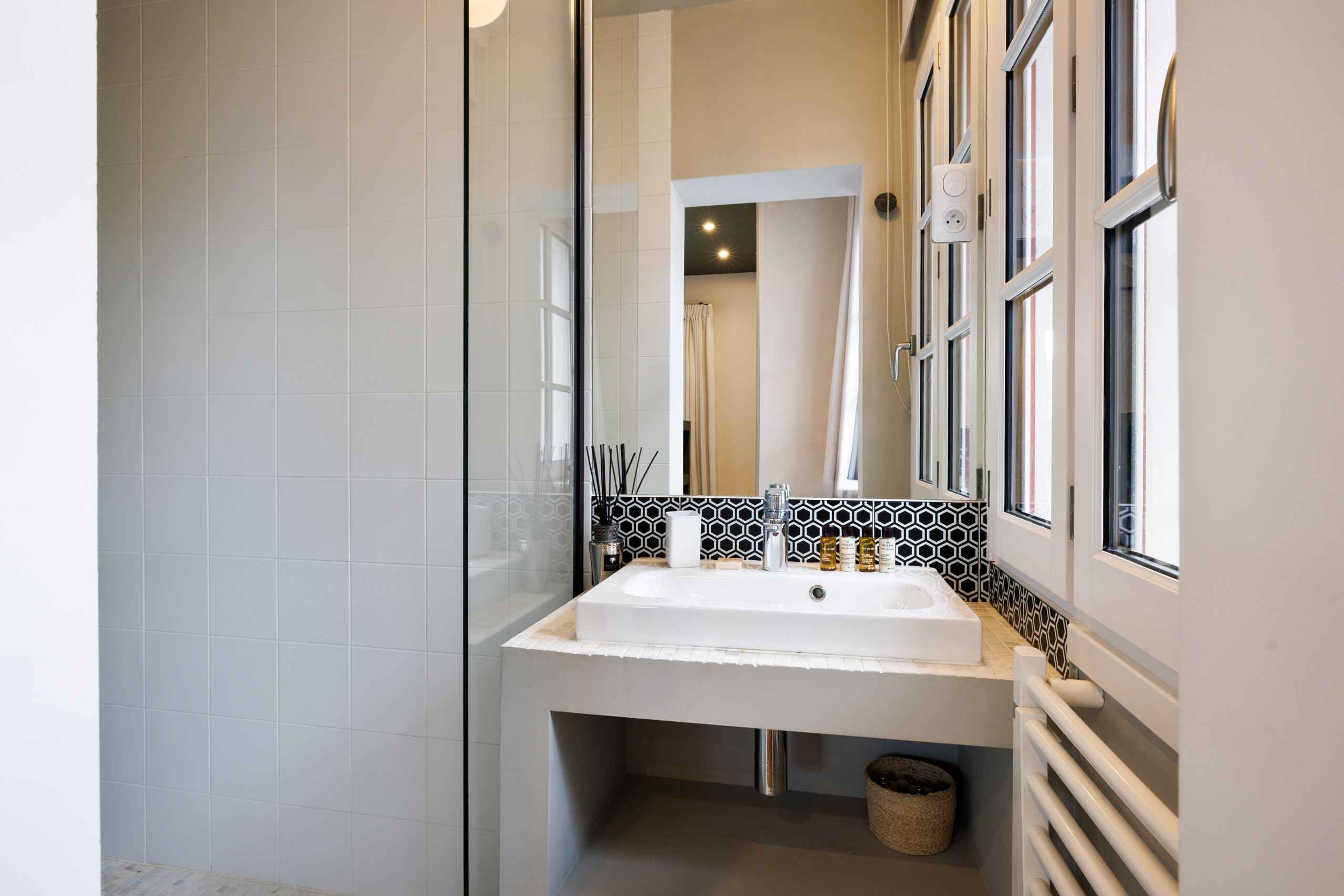 17684803432569c29c2b12ebbd6ffd29b2a0eafc1a - Translation missing: en.helpers.application.image_tag.default_alt