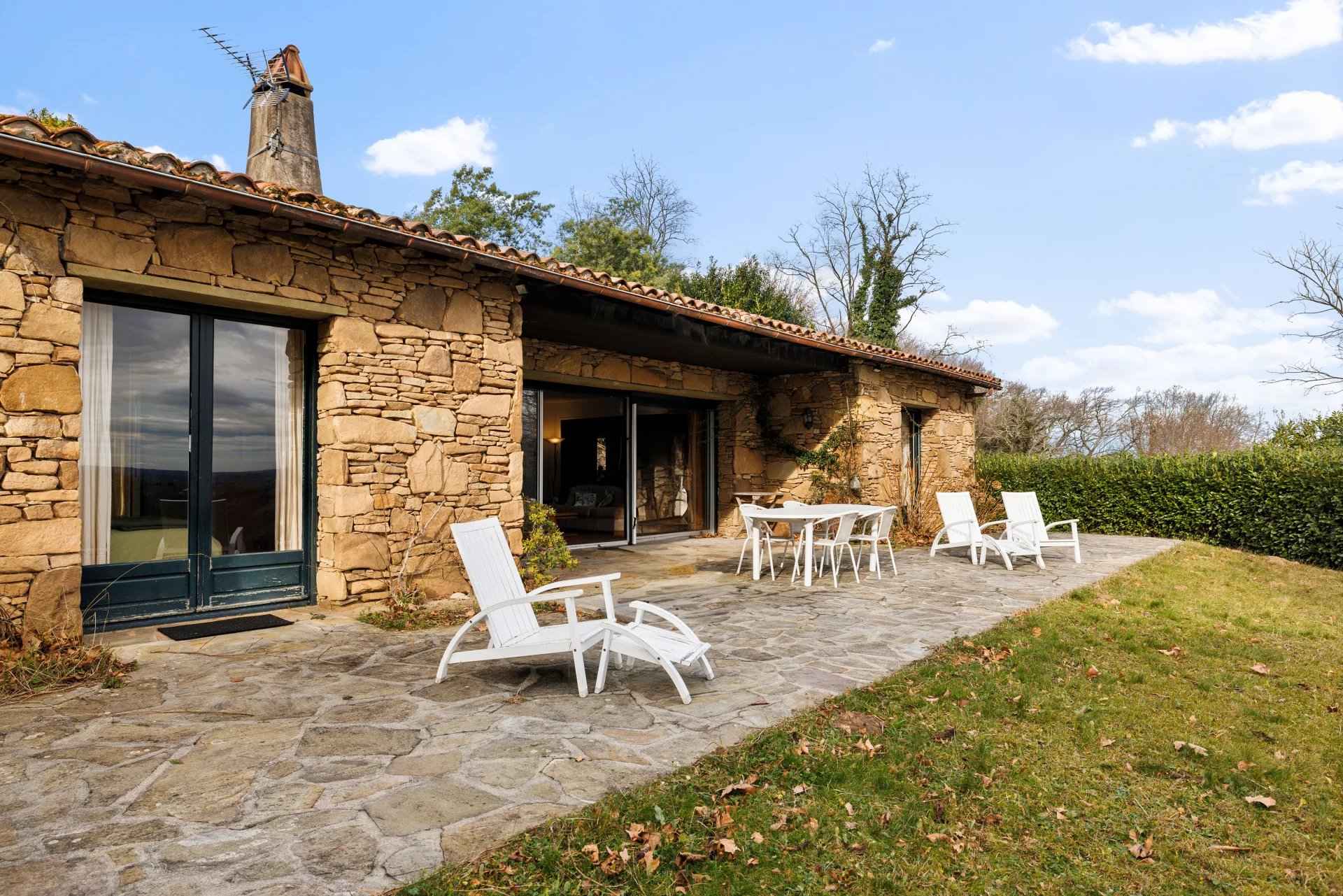 6f50bc244cc7391f0dd9db95b41189a6 f20864c45f 1920 original - Attribut alt par défaut.