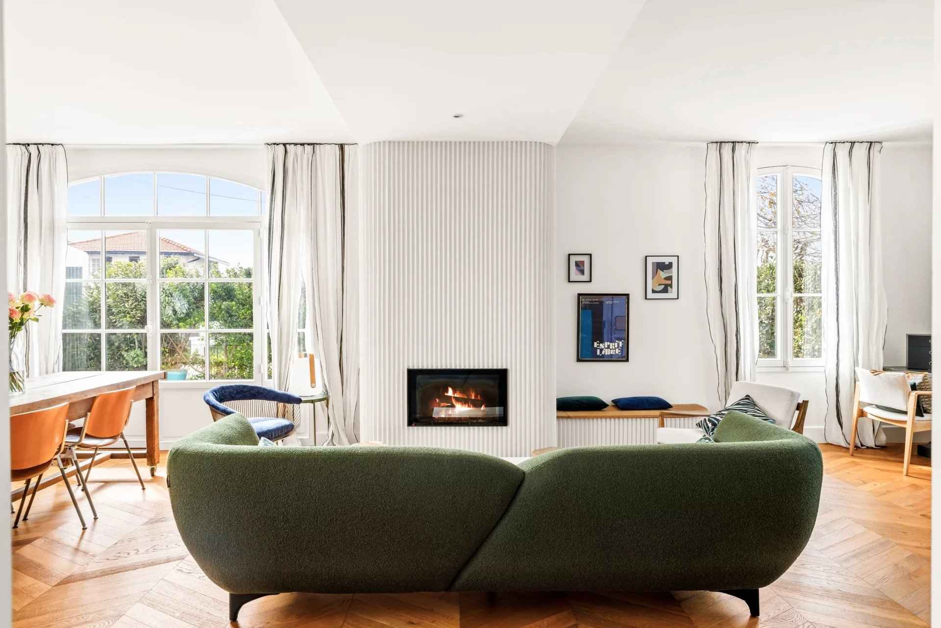 D67d80fe3eae2e3ce295d03f9a52ce78 95a8217808 1920 original - Attribut alt par défaut.