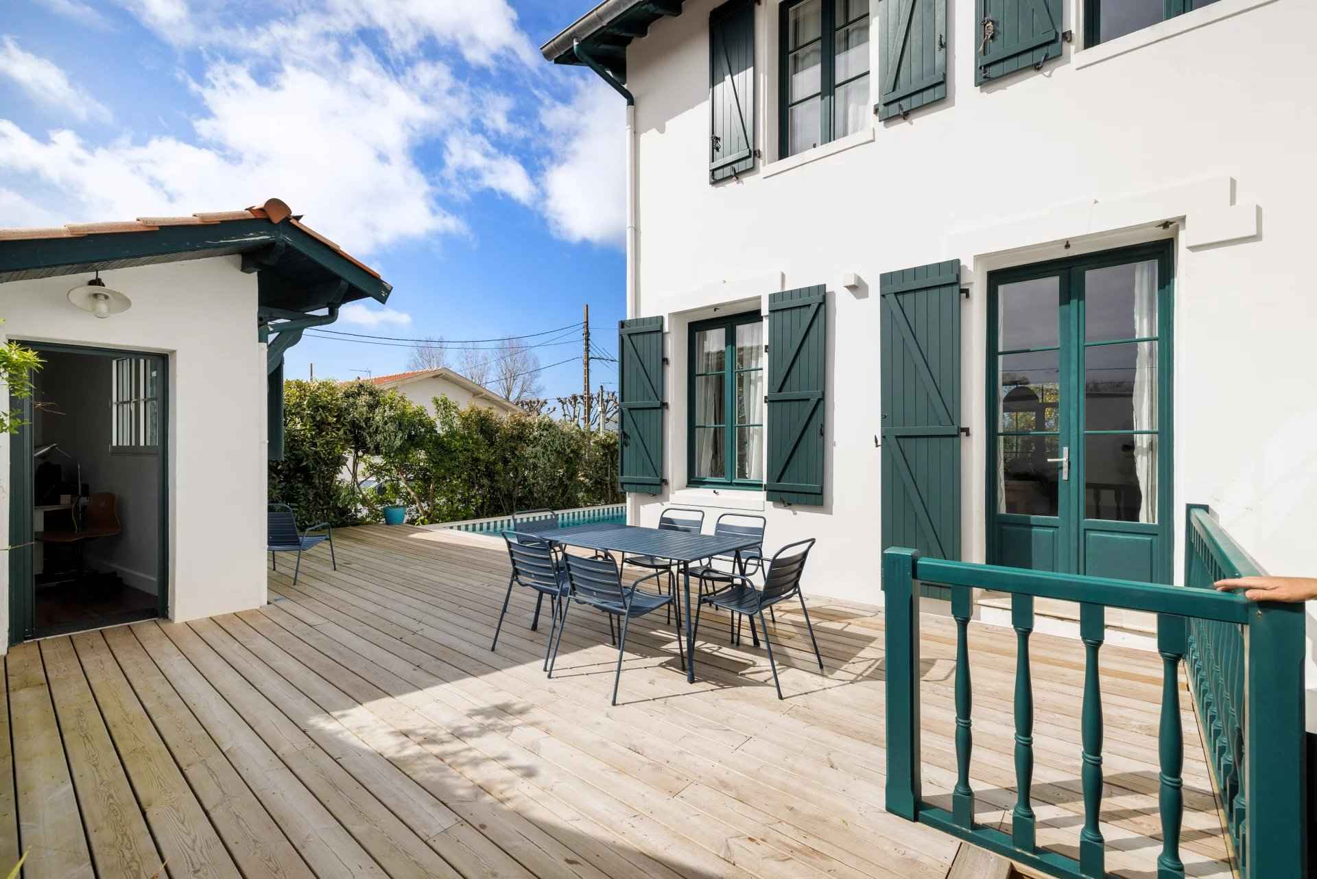 74035f7c726db77a700f5f98be70450f b38eb5d89b 1920 original - Attribut alt par défaut.