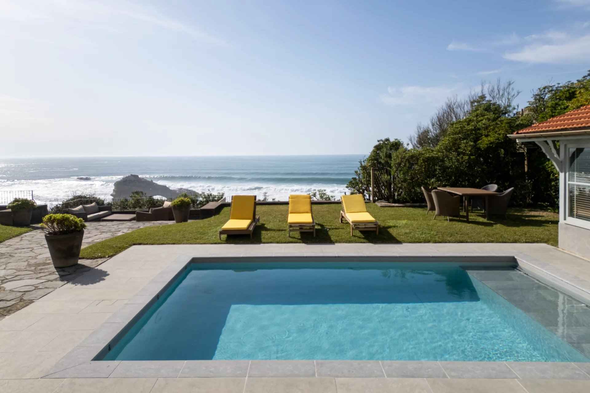 83498c01e6f787668dbaeaf054a10832 e99a469a49 1920 original - Attribut alt par défaut.