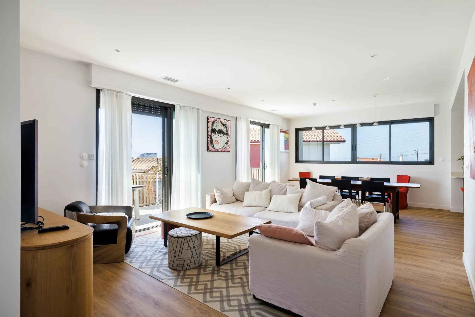 8cec19ea8e74f05335e7f3fe67dc2f6d 8781206c8b 1920 original - Translation missing: en.helpers.application.image_tag.default_alt