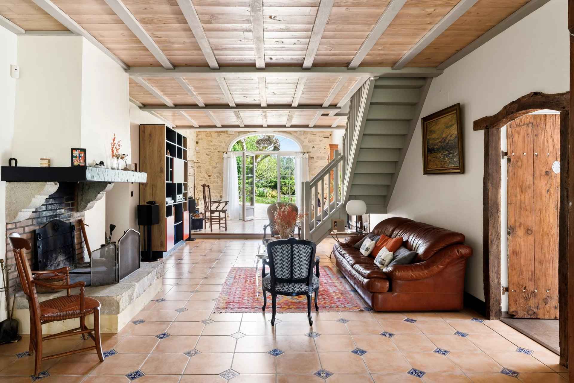 0c8121c881cf6ef43f4d625728dc8e6d a62b39c8ea 1920 original - Attribut alt par défaut.