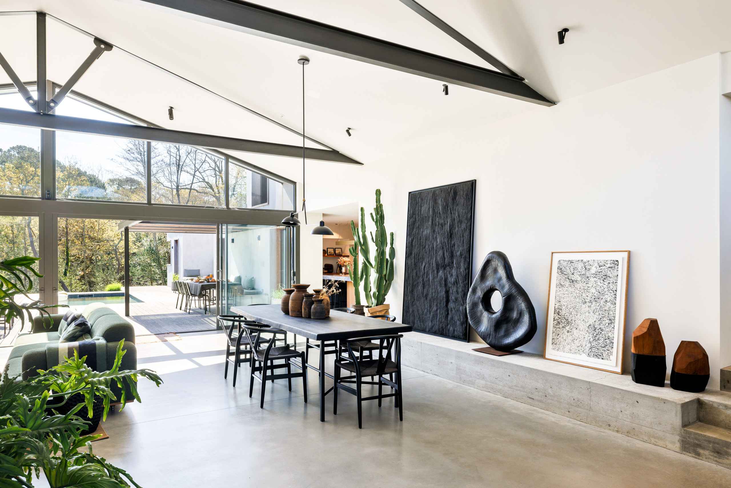 1775750745a221977699e0a769176e7f400690a483 - Translation missing: en.helpers.application.image_tag.default_alt