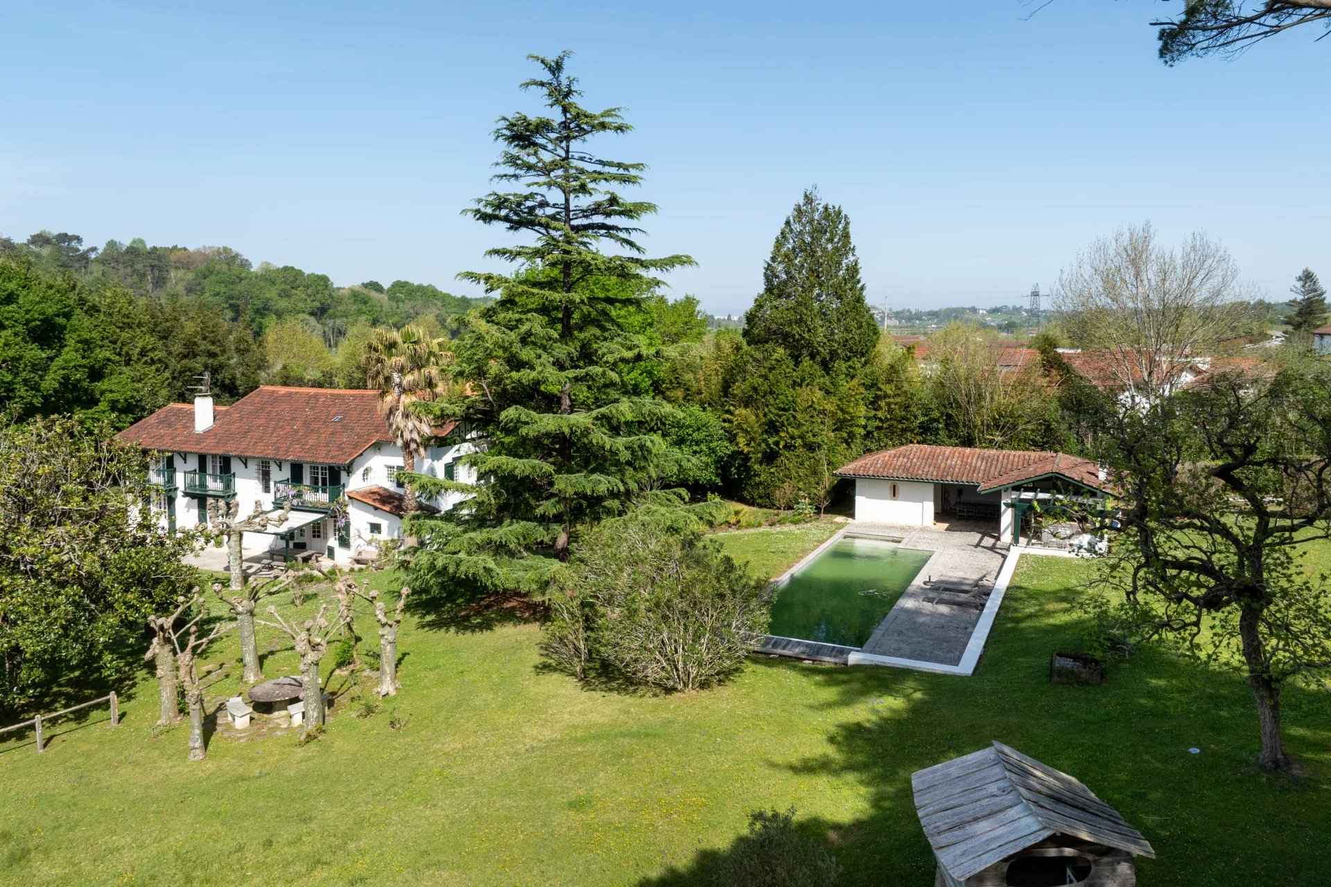 917452c515c9240584755195ca8e104e 12b433b771 1920 original - Attribut alt par défaut.