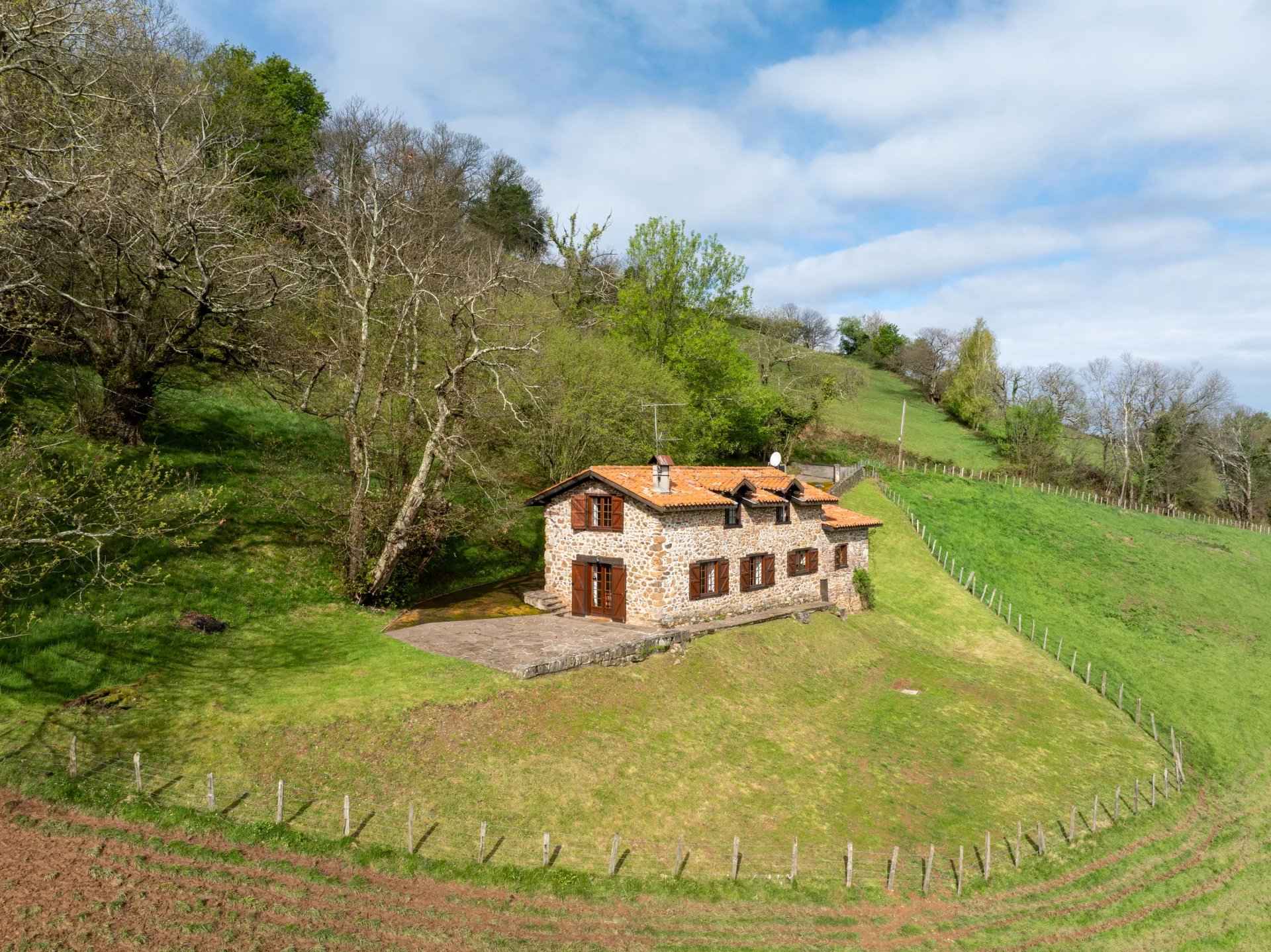 D48e7d578bc6b8aa99dd0924b9eee0b2 f329f38aae 1920 original - Attribut alt par défaut.