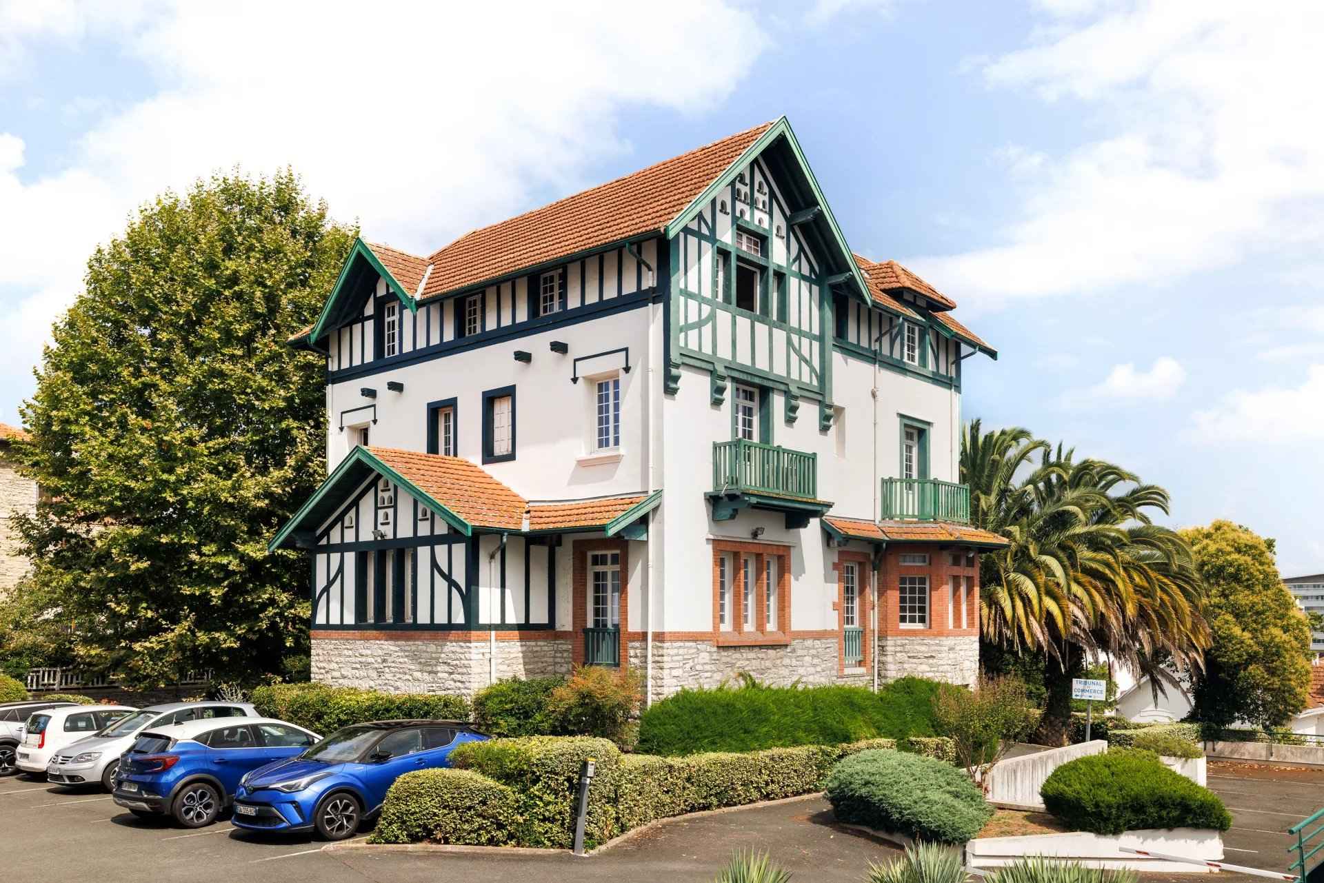 7ab6549305b9e61fc98fce0ca5829b8a c3fa325dca 1920 original - Attribut alt par défaut.