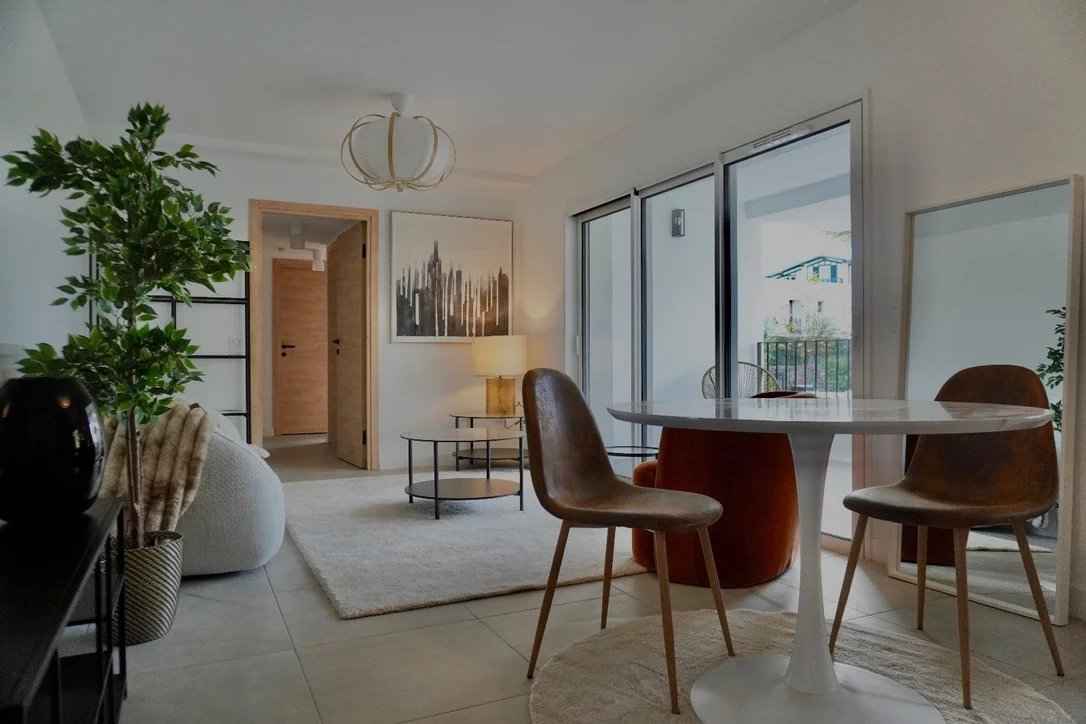 D6fb8a3ef1c44aa15a33e13adf49b648 9a26c3ebf6 1086 original - Translation missing: en.helpers.application.image_tag.default_alt