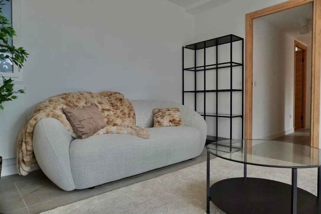 8d5a2a1bd4733ac401d508ce3a537d06 325bbfe1c7 1086 original - Translation missing: en.helpers.application.image_tag.default_alt