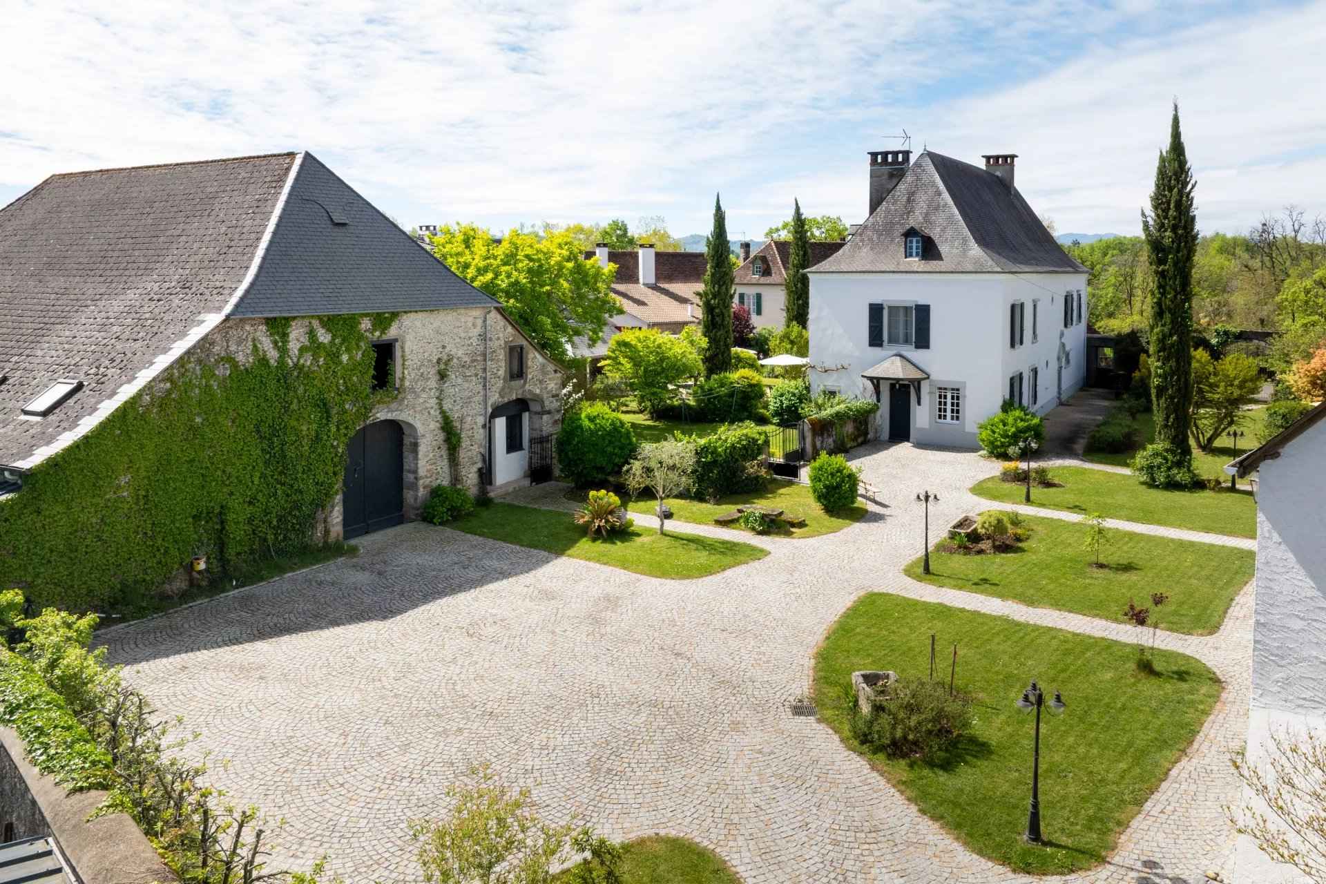 4535e9b548ef015720574afbec87ada0 3146ff571e 1920 original - Attribut alt par défaut.