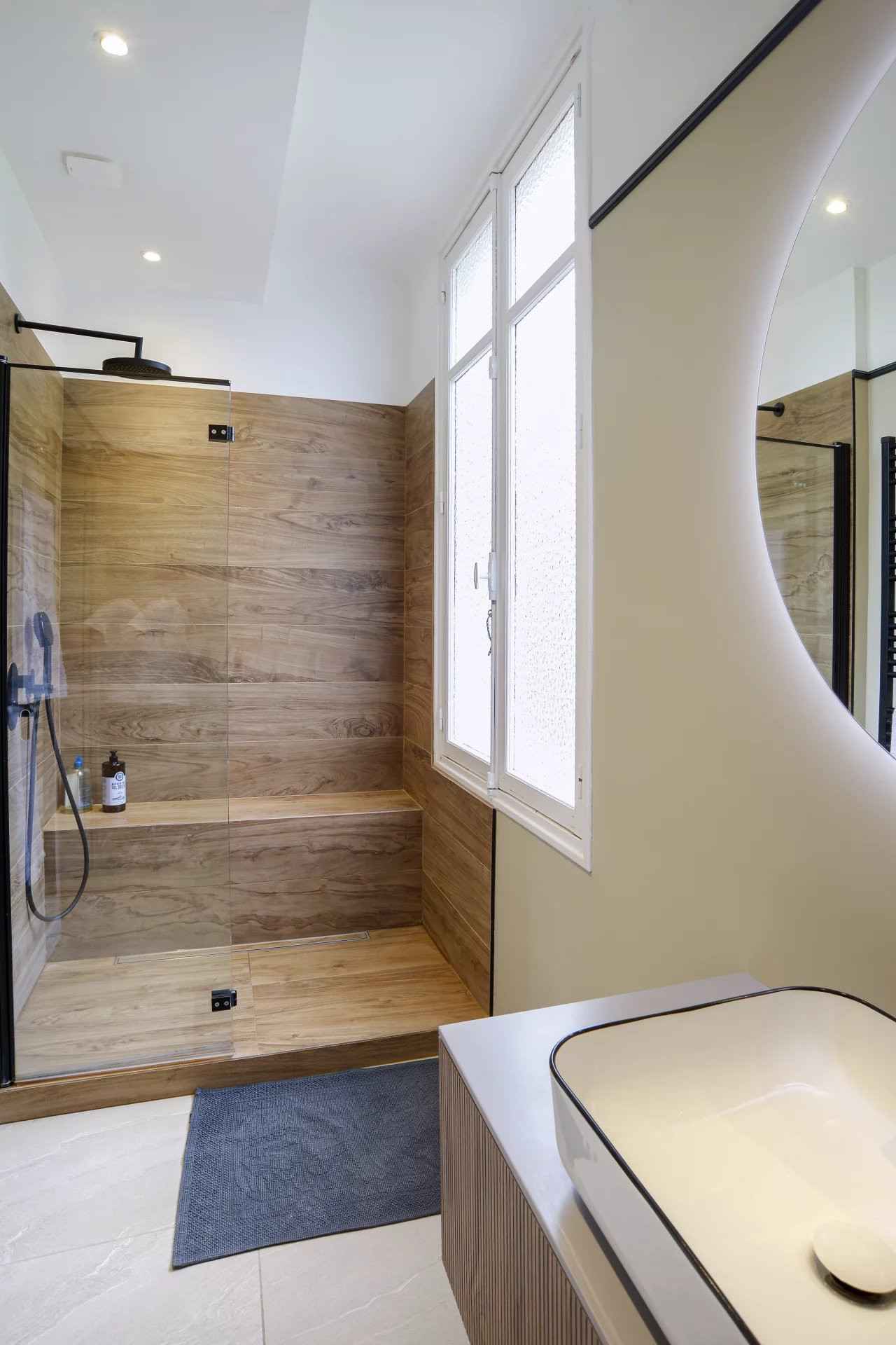 17734947092ea3a0dd35fa6c730c7e83365b5577ef - Attribut alt par défaut.