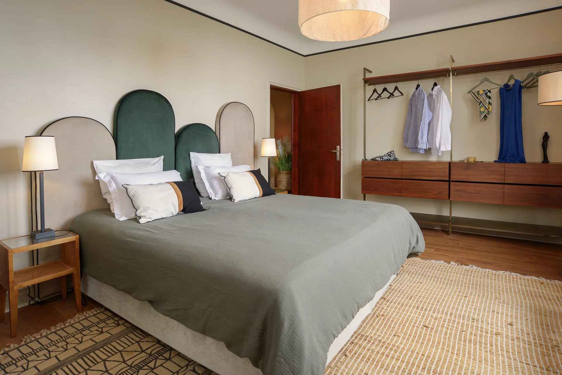 17734942837e64dd9fc79d76ed7b261e2cf1393e02 - Attribut alt par défaut.