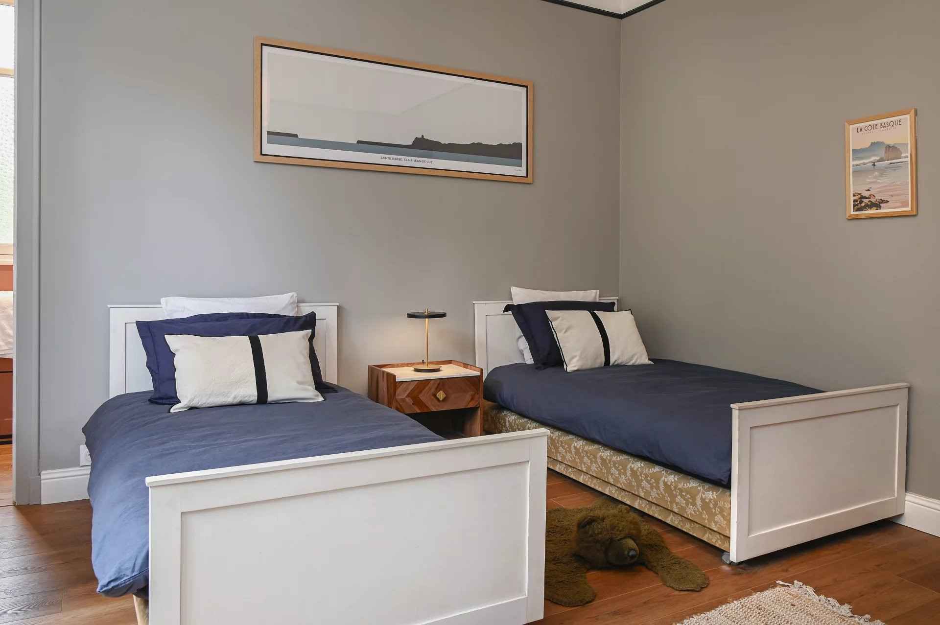 177349427715dc564698d8eb08e2d603631c93034b - Attribut alt par défaut.