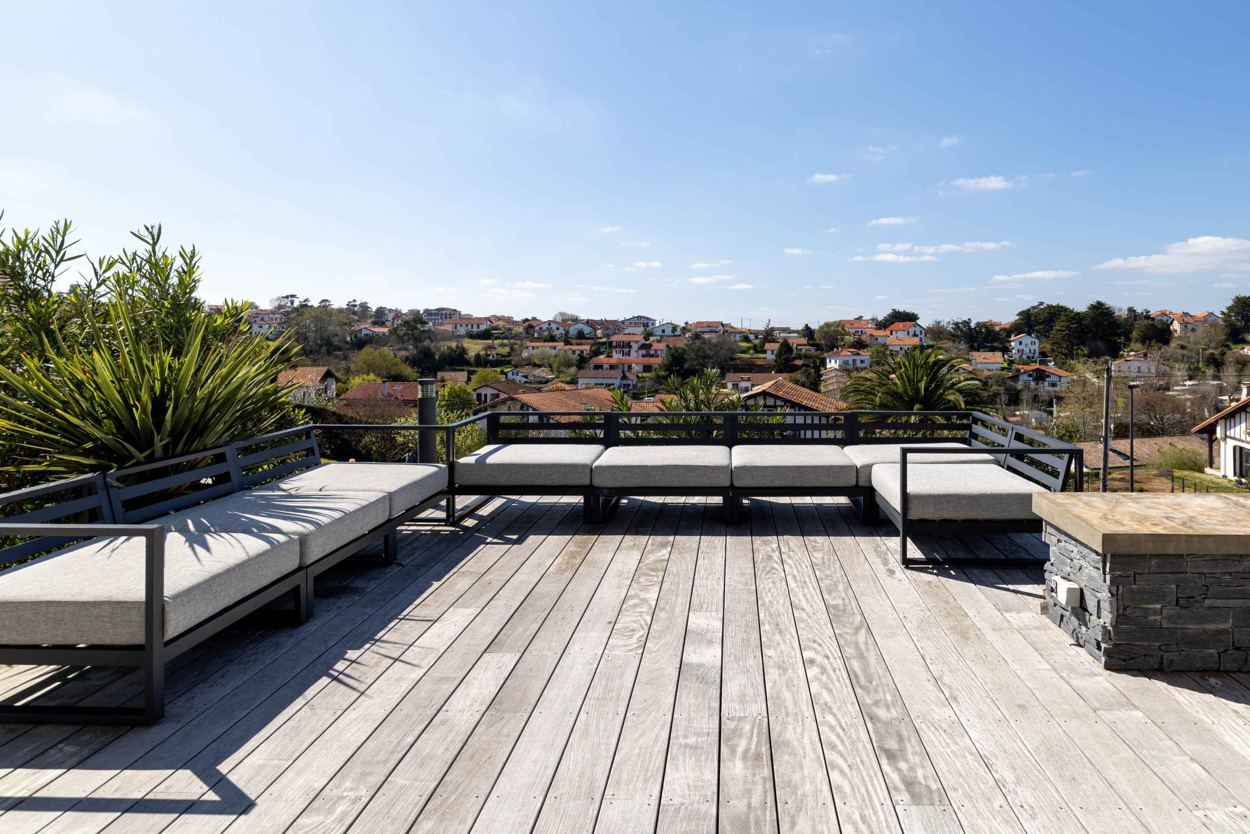 16809500727953f481a14bd638d3d039a64070cd02 - Attribut alt par défaut.