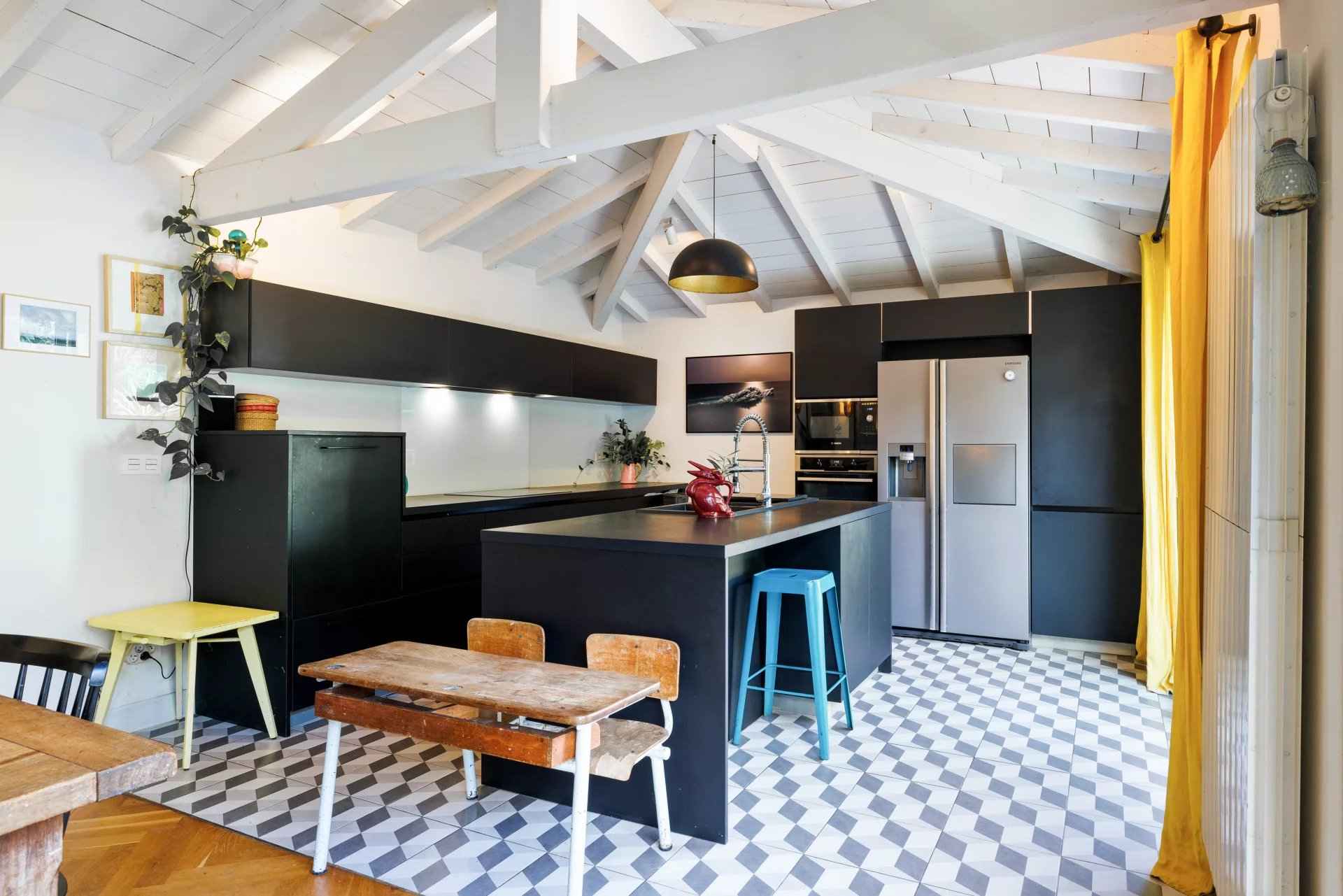 Aff66e3ed4415ce5aa3b15773733d668 34c48c055d 1920 original - Attribut alt par défaut.