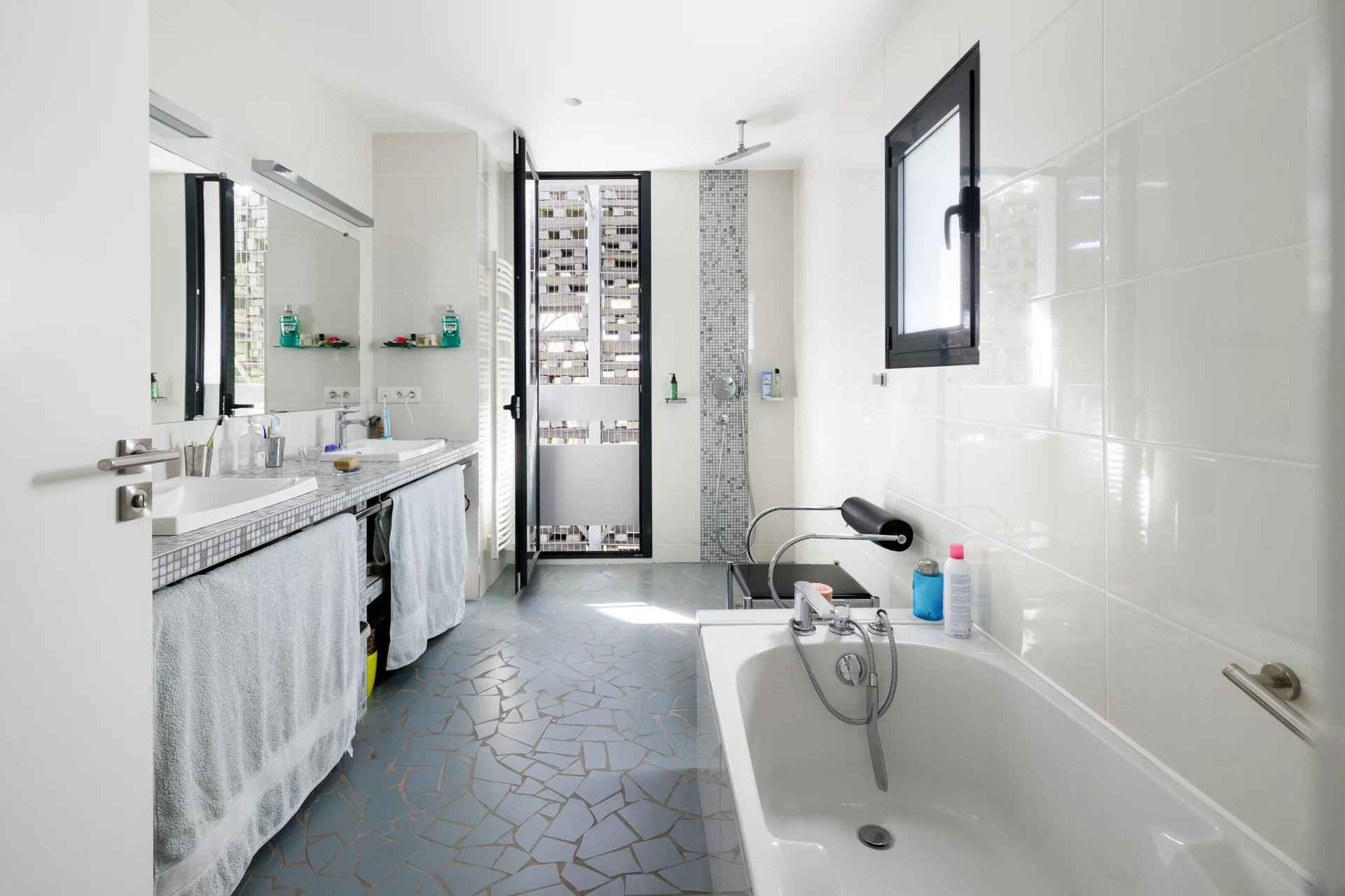 57e94f20221d5032954b01acb073c01c 20935f40ea 1920 original - Attribut alt par défaut.