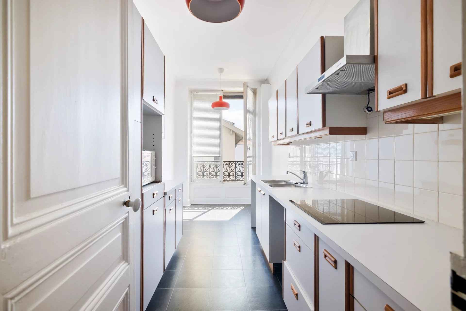 C9799d966defa3de2bb42c684bb343fb eda2f793cf 1920 original - Attribut alt par défaut.