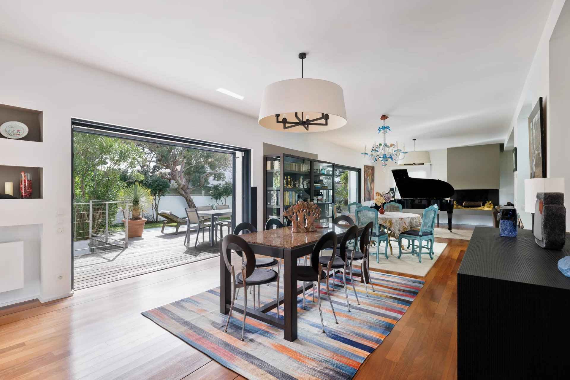 E7153878e05e51e9646aee04908a22d7 6835b10e54 1920 original - Attribut alt par défaut.