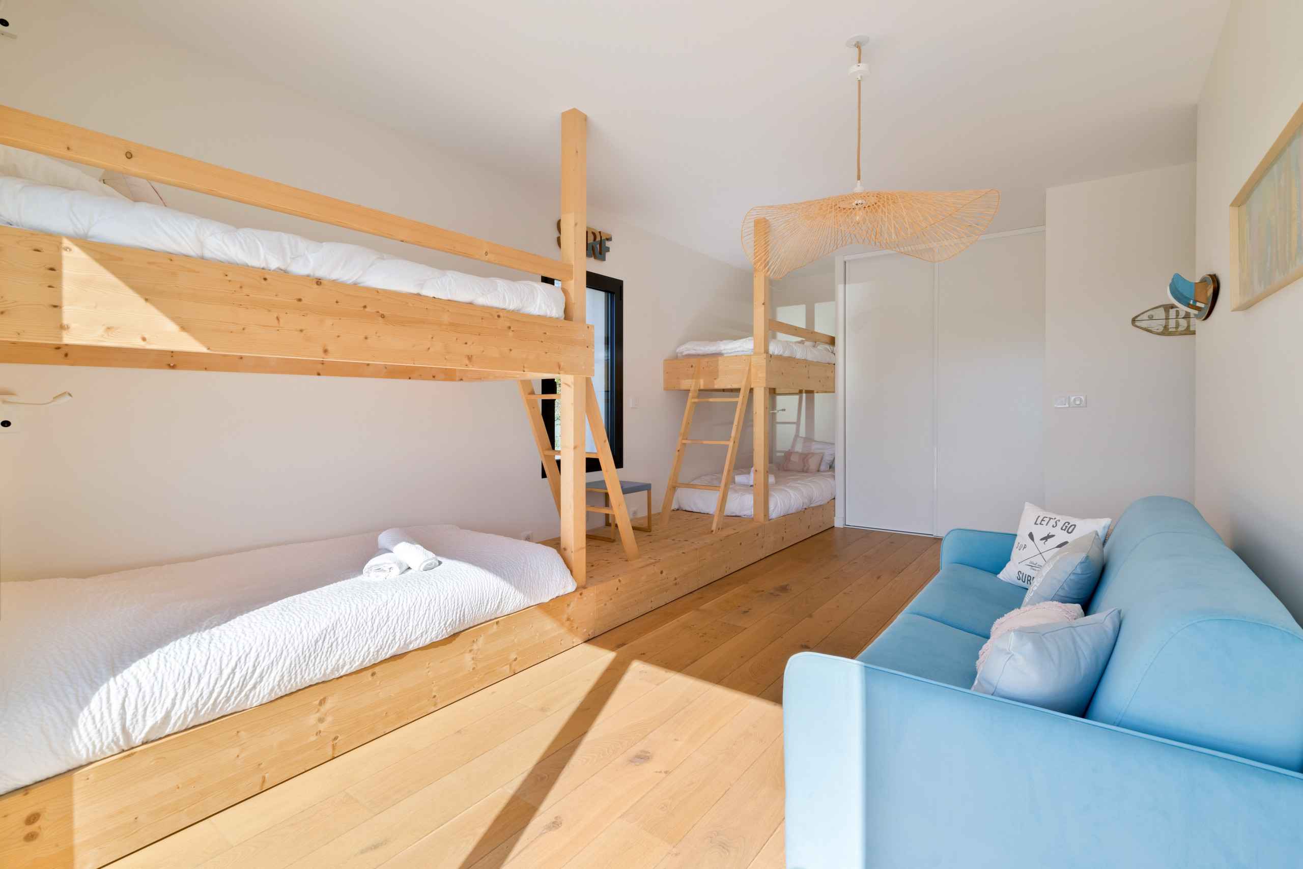 1680950003efe77484aba61d6ee9975722cc990b89 - Translation missing: en.helpers.application.image_tag.default_alt