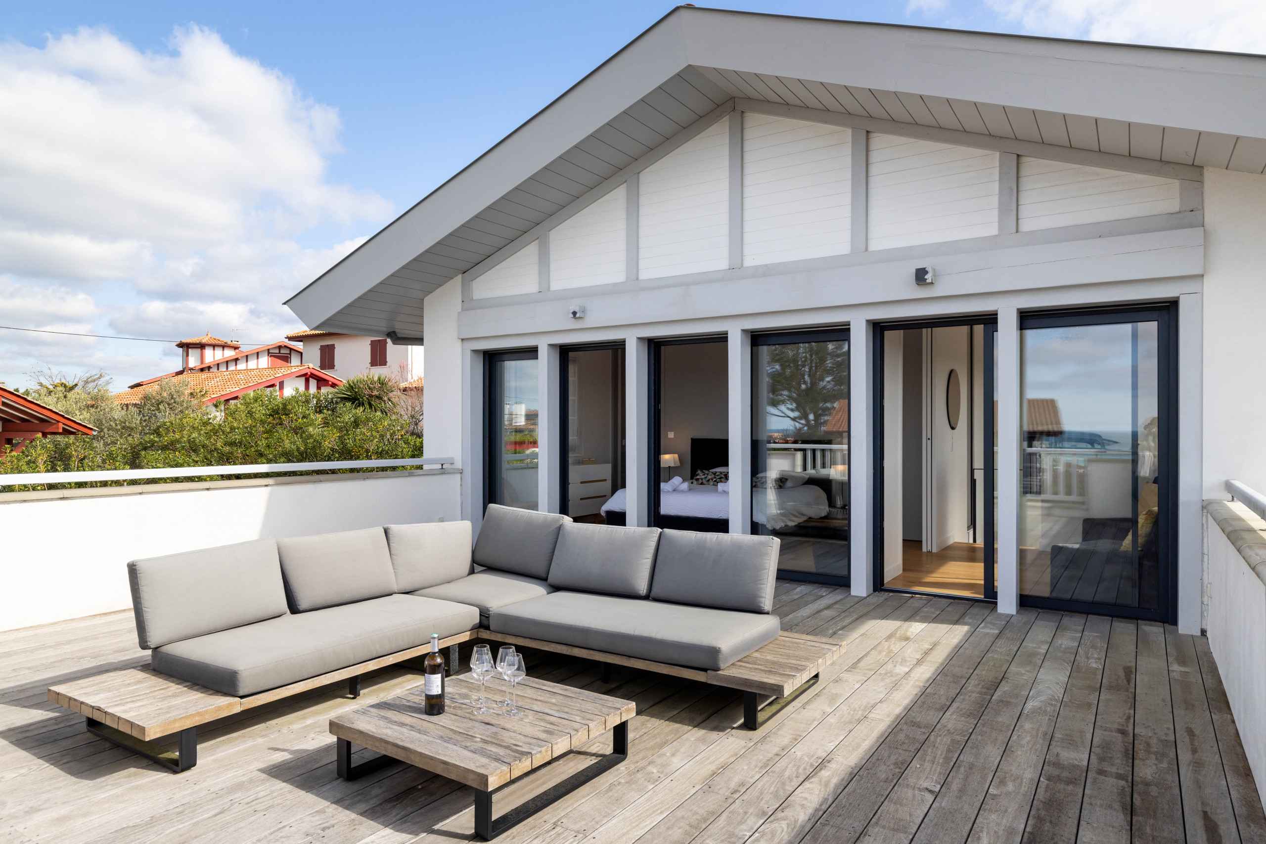 168095017122396b2be54a7573ab719abe5e76df21 - Translation missing: en.helpers.application.image_tag.default_alt