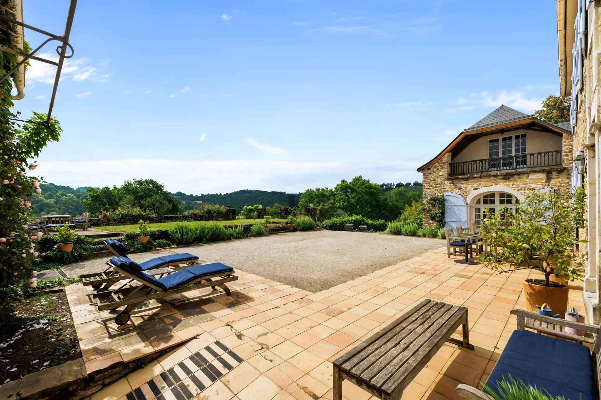 9e6b1923d12adc113e186a323a7ebcdb 2316709ce3 1920 original - Attribut alt par défaut.