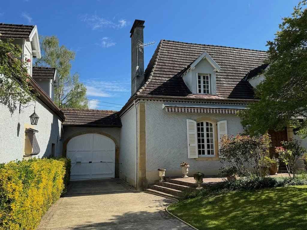 31cfeef8f7e190d23292c2fbea05908d 30aa429529 1024 original - Attribut alt par défaut.