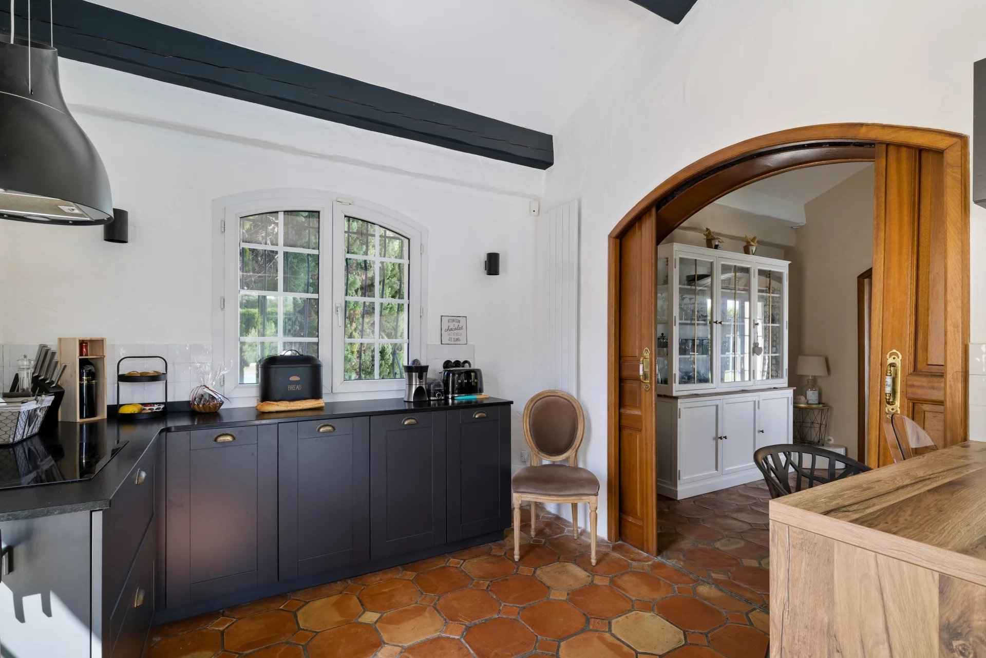 Cad6fe5dccb5d3fb57d74f43731ca3a4 c2a8e7ba91 1920 original - Attribut alt par défaut.