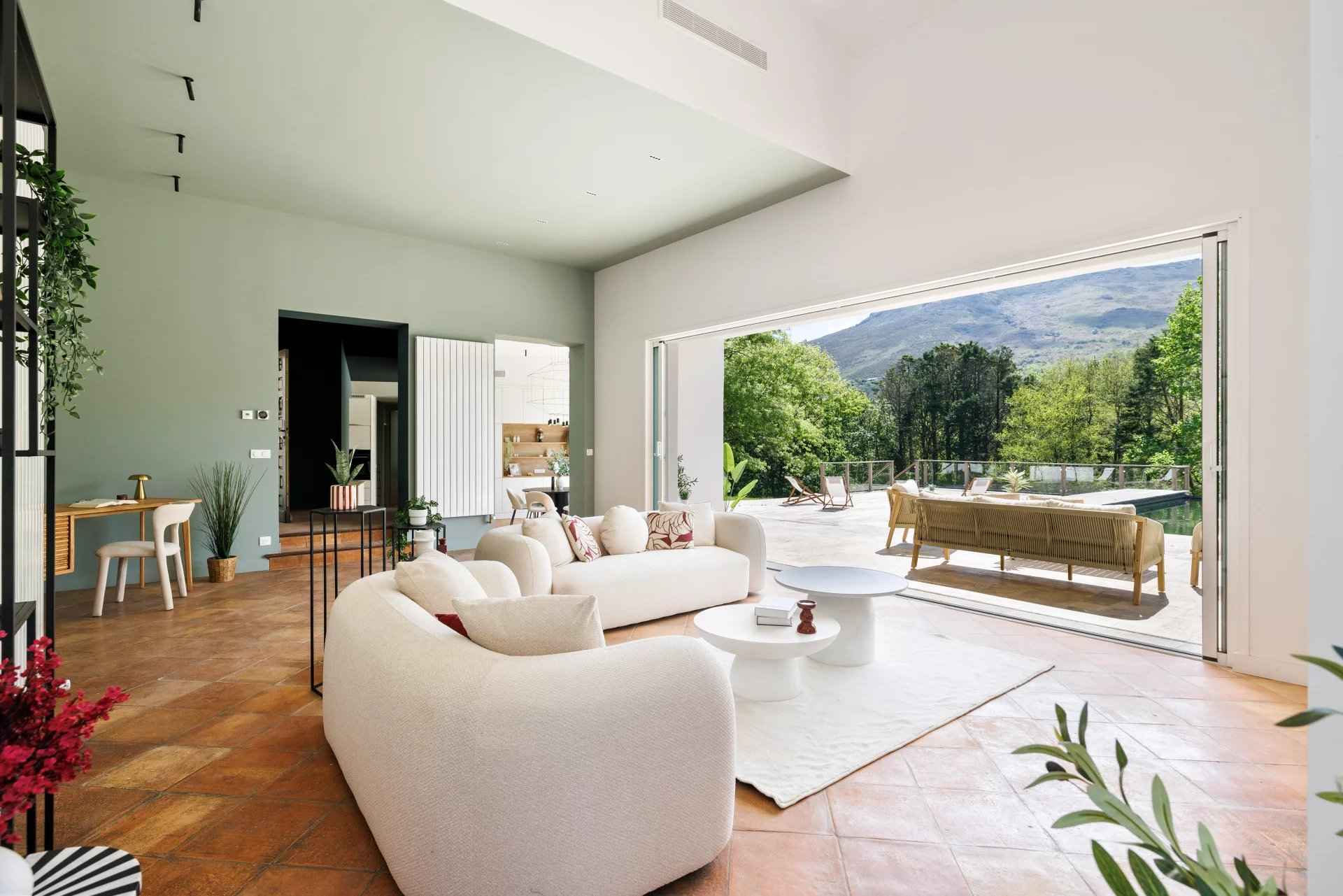 A9c1fbf09fd5b9dd0c899eaf328f5a0c 60e15cd8d2 1920 original - Attribut alt par défaut.