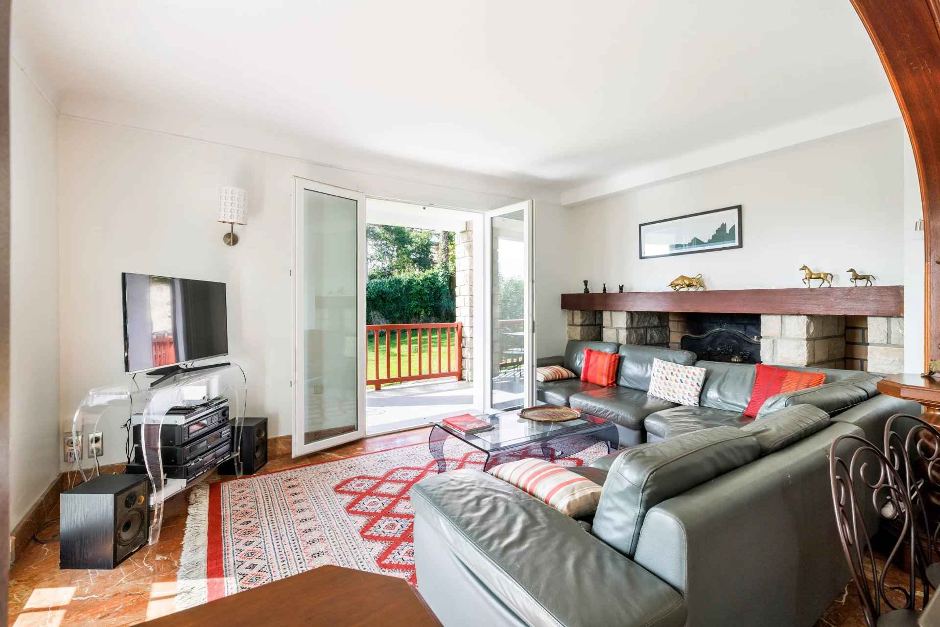 6de2419e5e0611399151edf1dac99112 87188fd3f1 1920 original - Attribut alt par défaut.